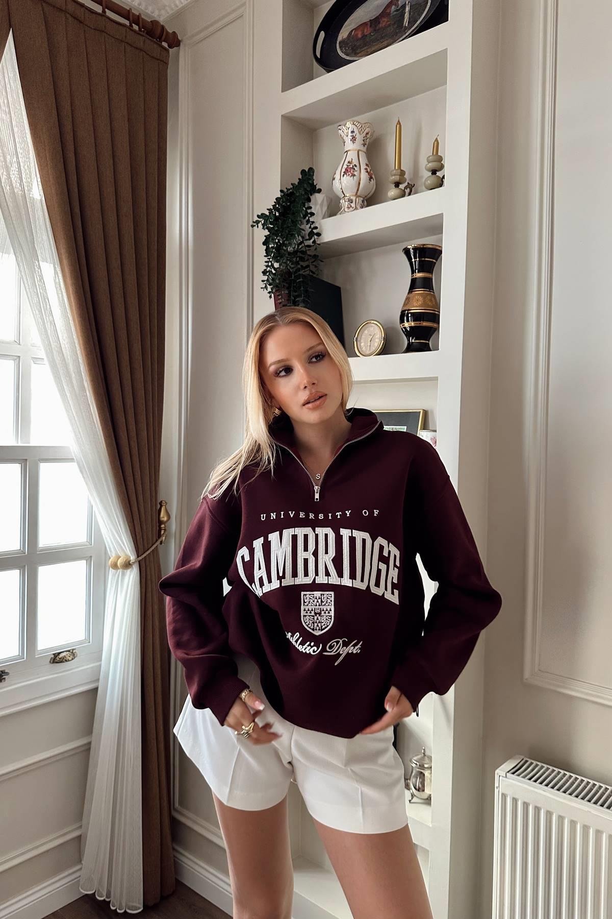 PATI FERMUARLI NAKIŞLI SWEATSHIRT