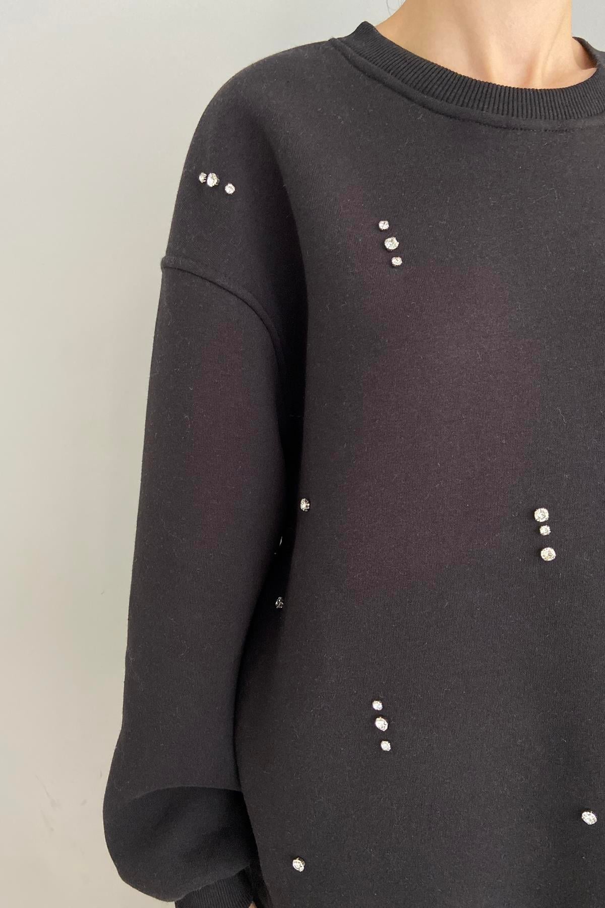 TAŞ DETAY SWEATSHIRT