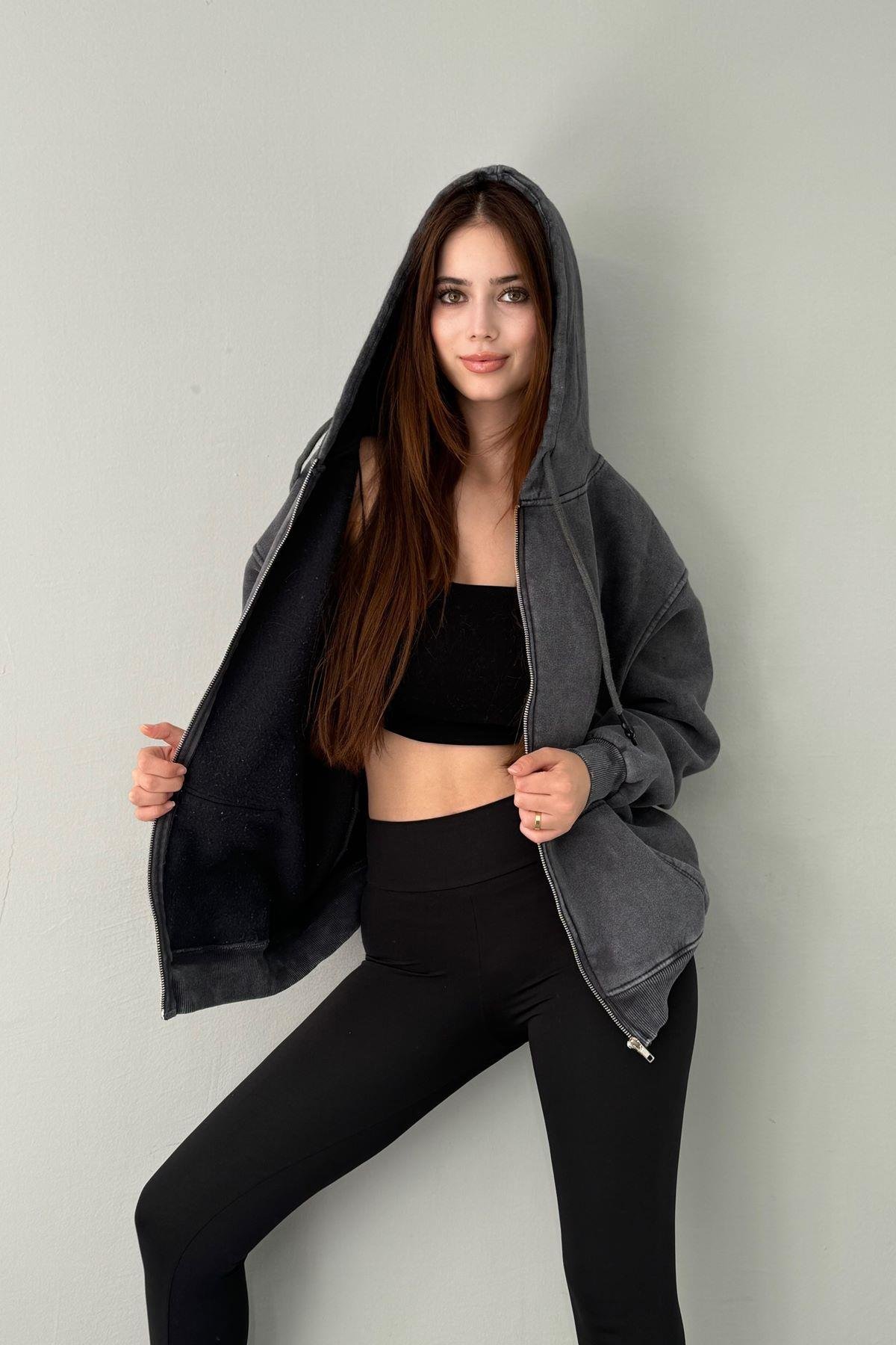 YIKAMALI KAPŞONLU FERMUARLI SWEATSHIRT