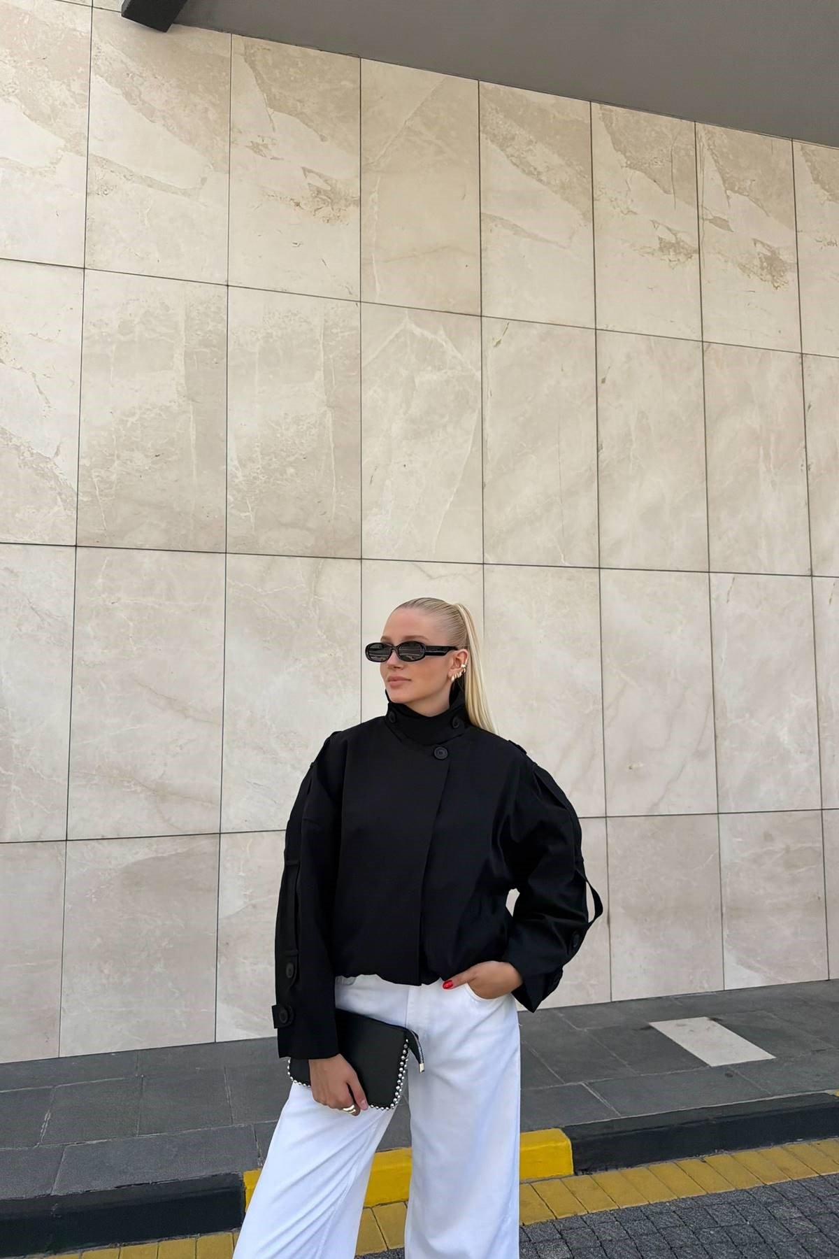 PELERİNLİ KISA TRENÇ