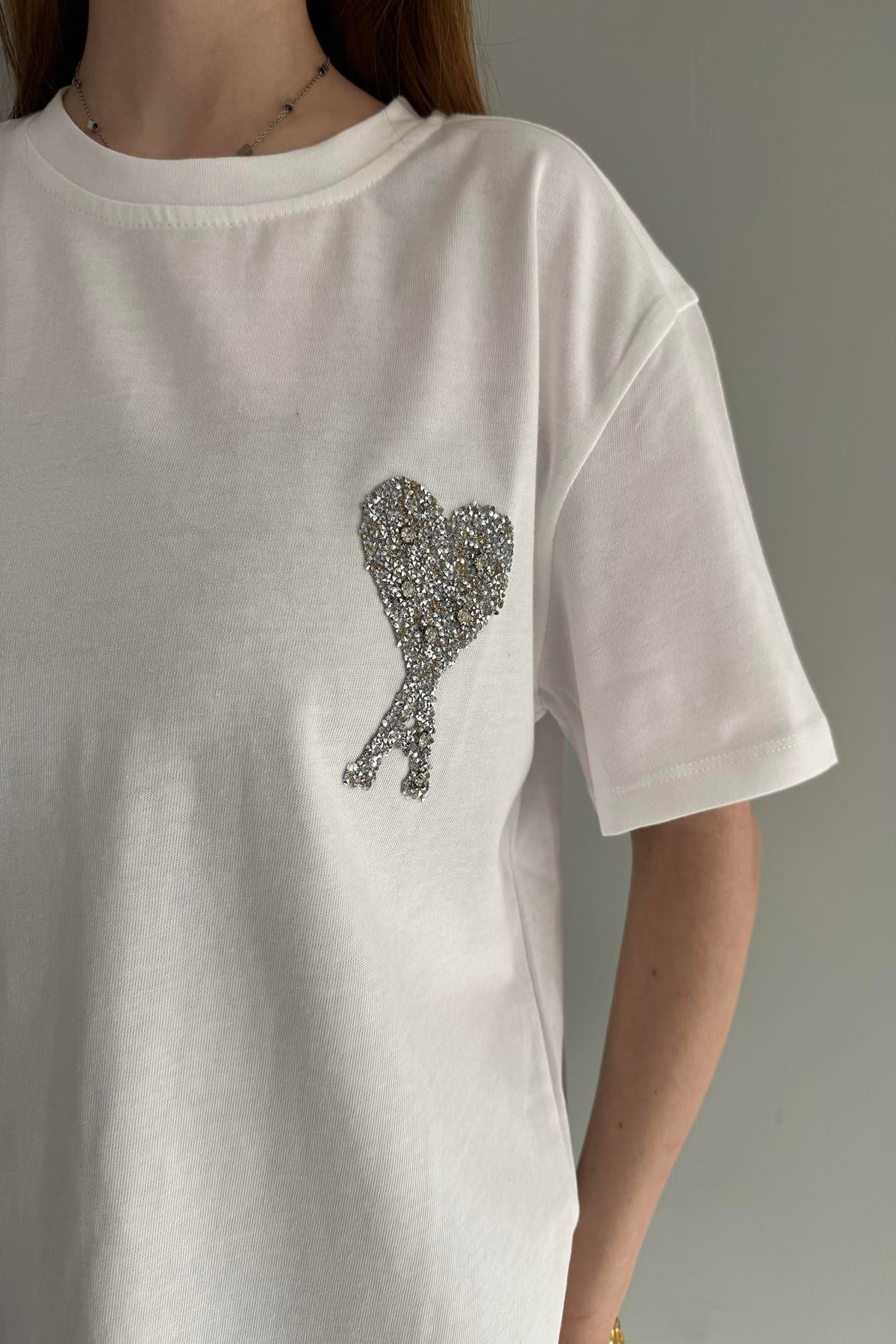 A KALP NAKIŞLI TSHIRT