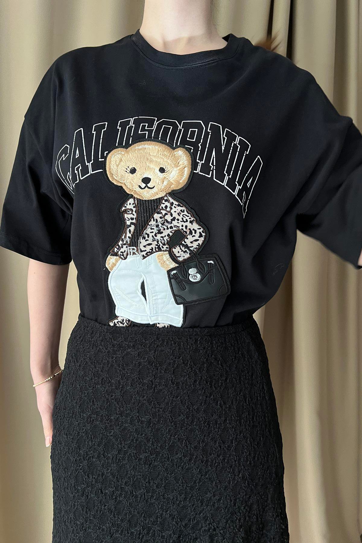 APLİKE AYICIK DETAY TSHIRT