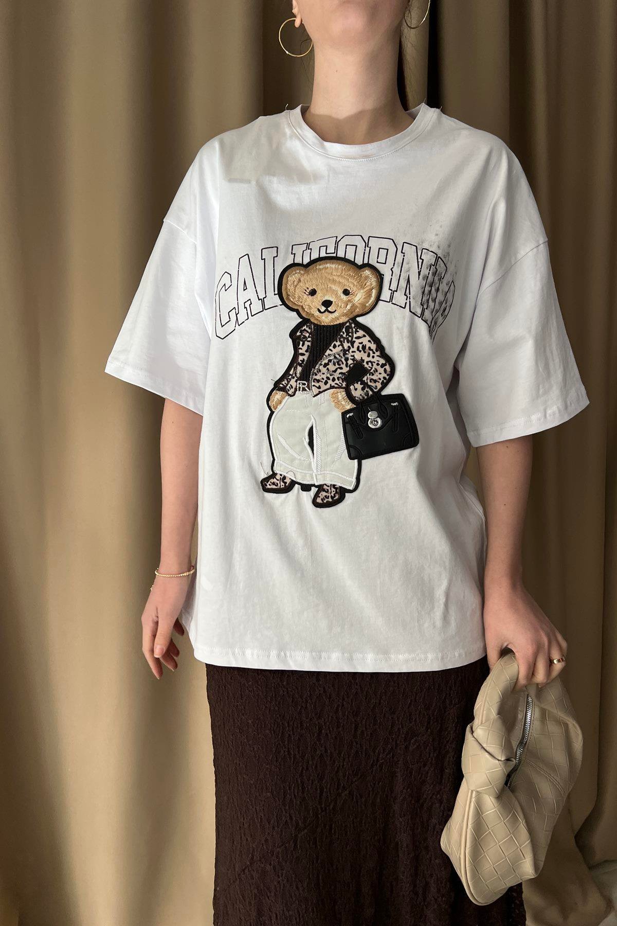 APLİKE AYICIK DETAY TSHIRT