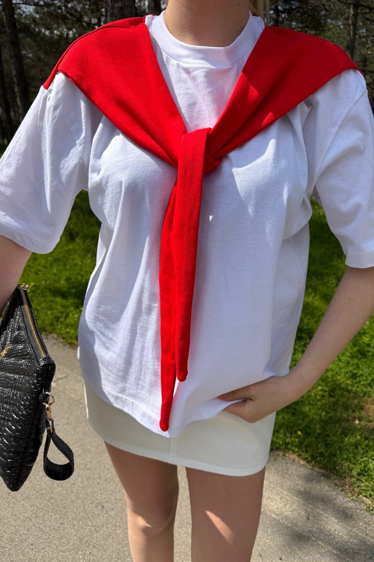ATKI DETAY TSHIRT