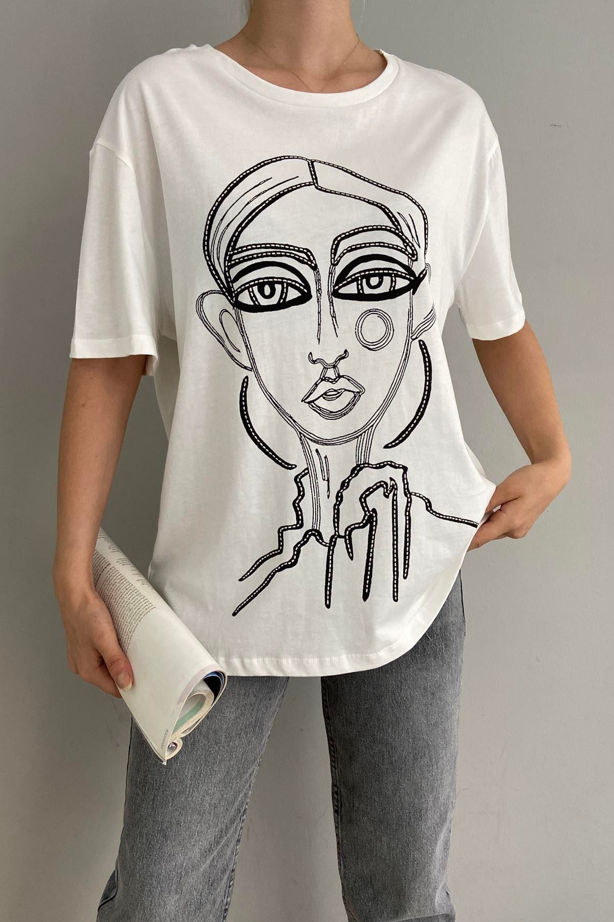 BASKI DETAYLI TSHIRT