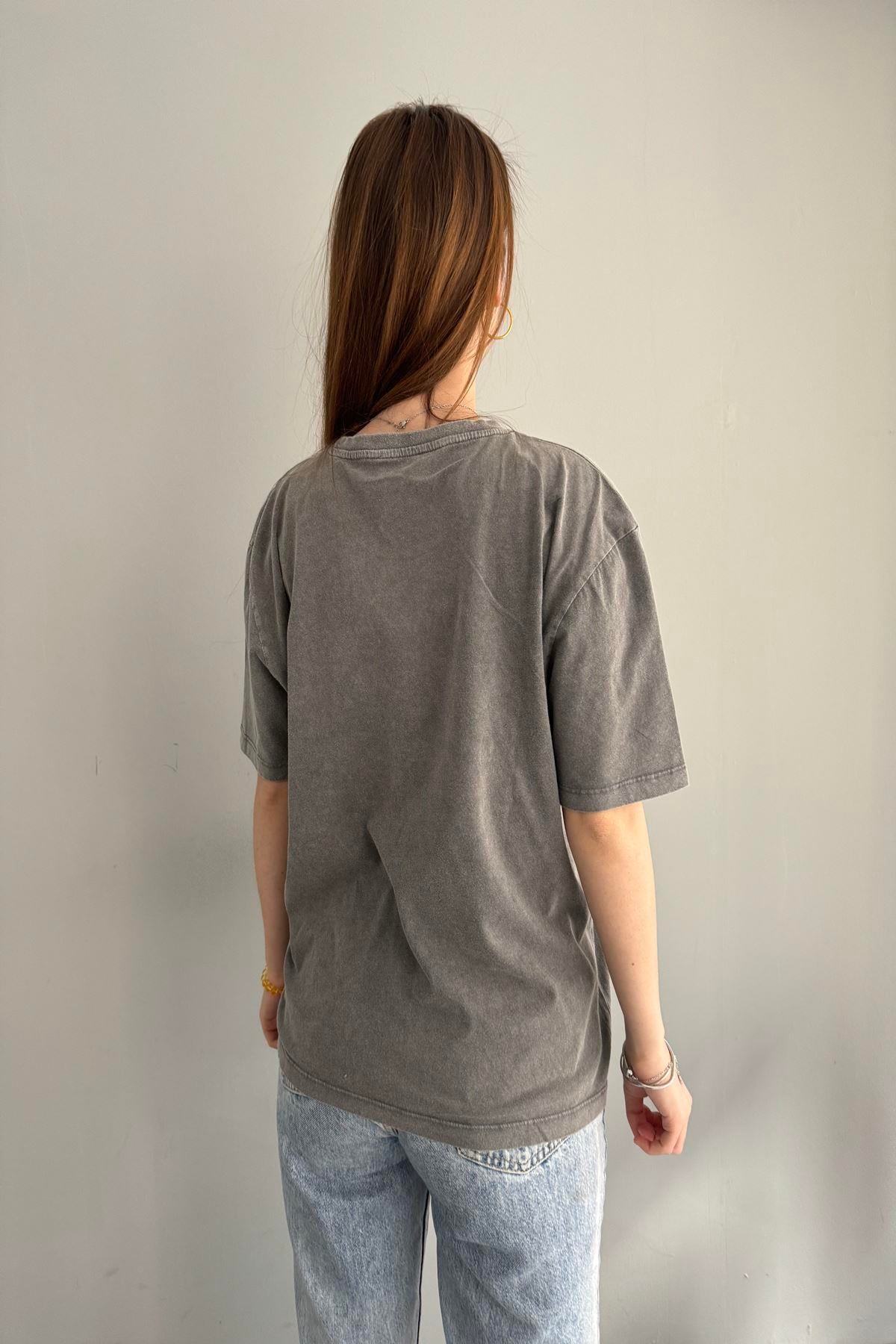 BASKI DETAYLI TSHIRT