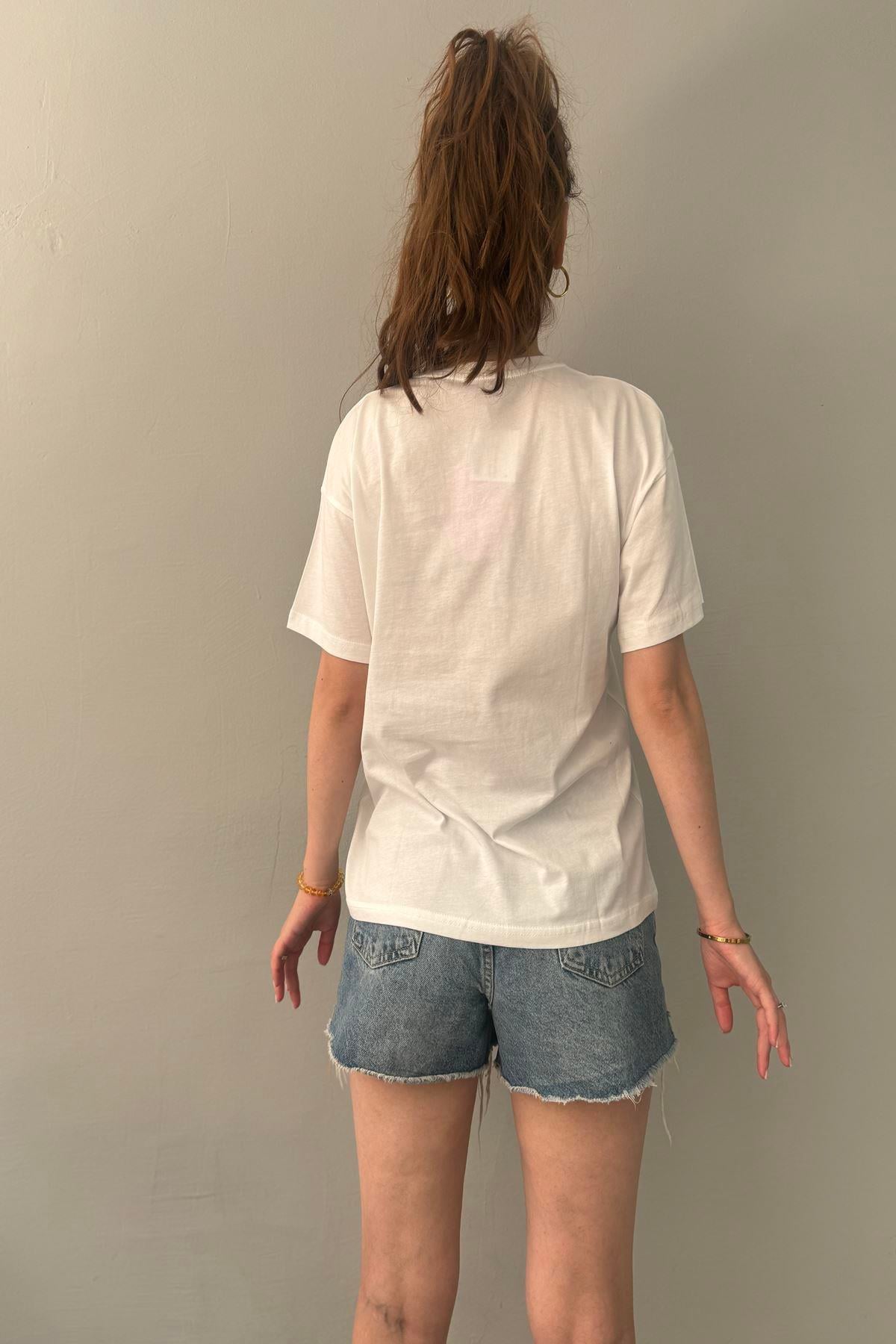 BASKI DETAYLI TSHIRT