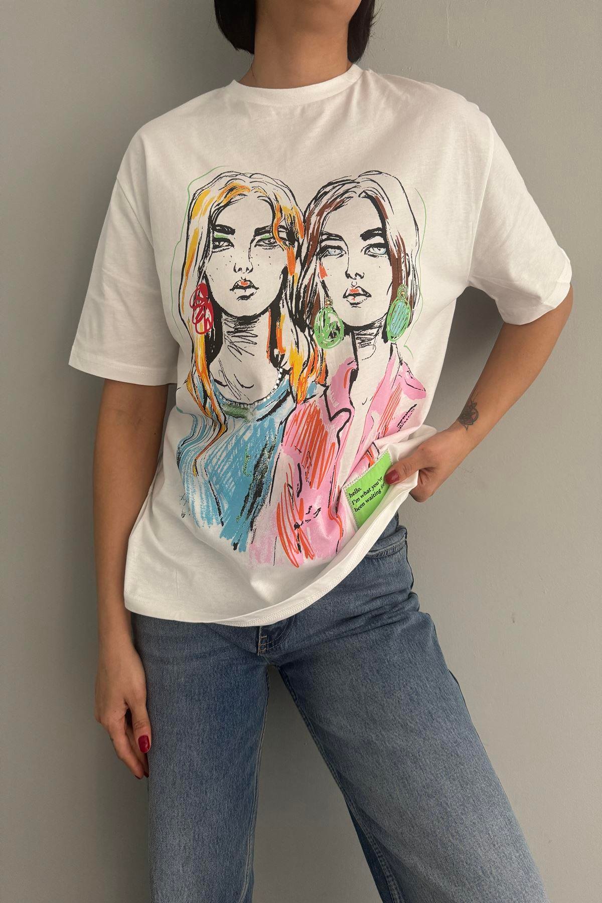 BASKI DETAYLI TSHIRT