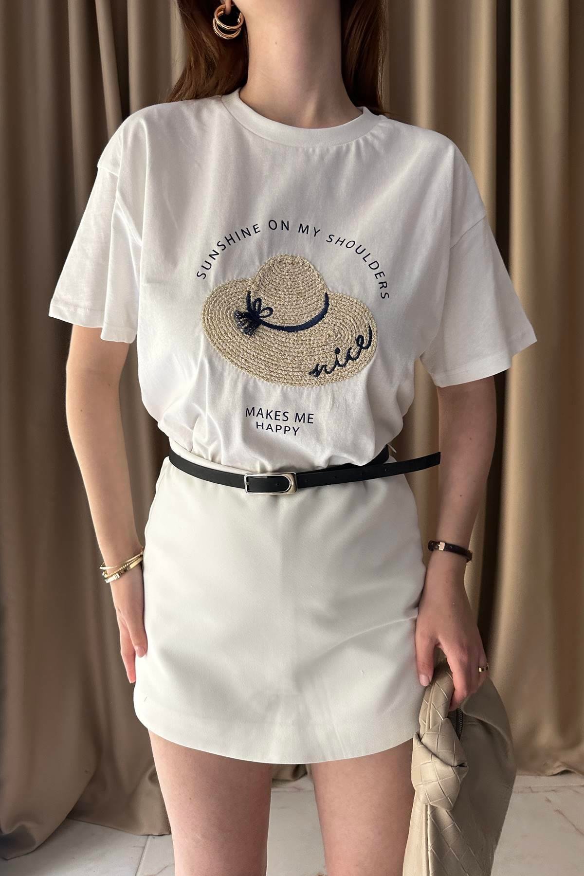 BASKI VE NAKIŞ DETAYLI TSHIRT