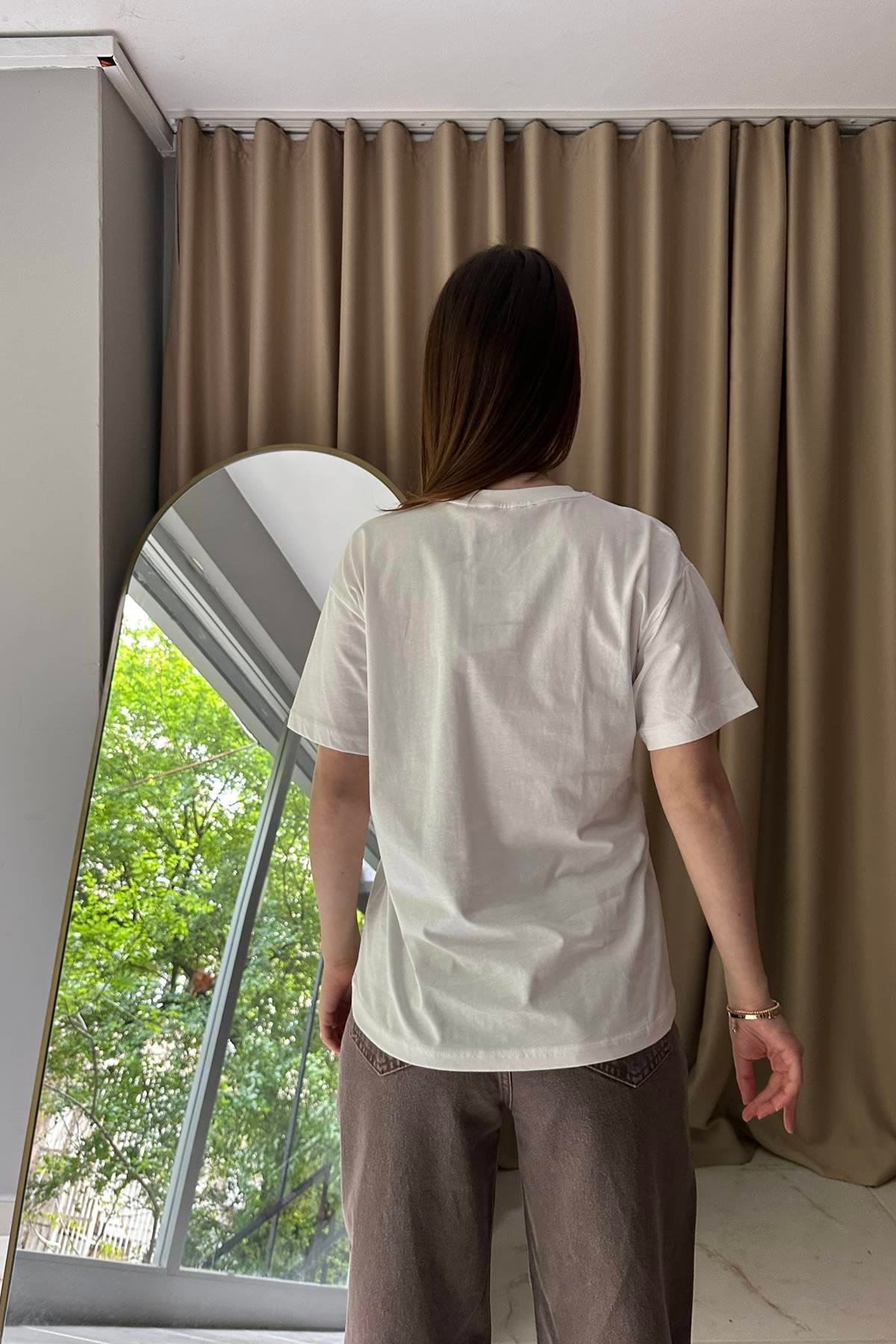 BASKI VE NAKIŞ DETAYLI TSHIRT