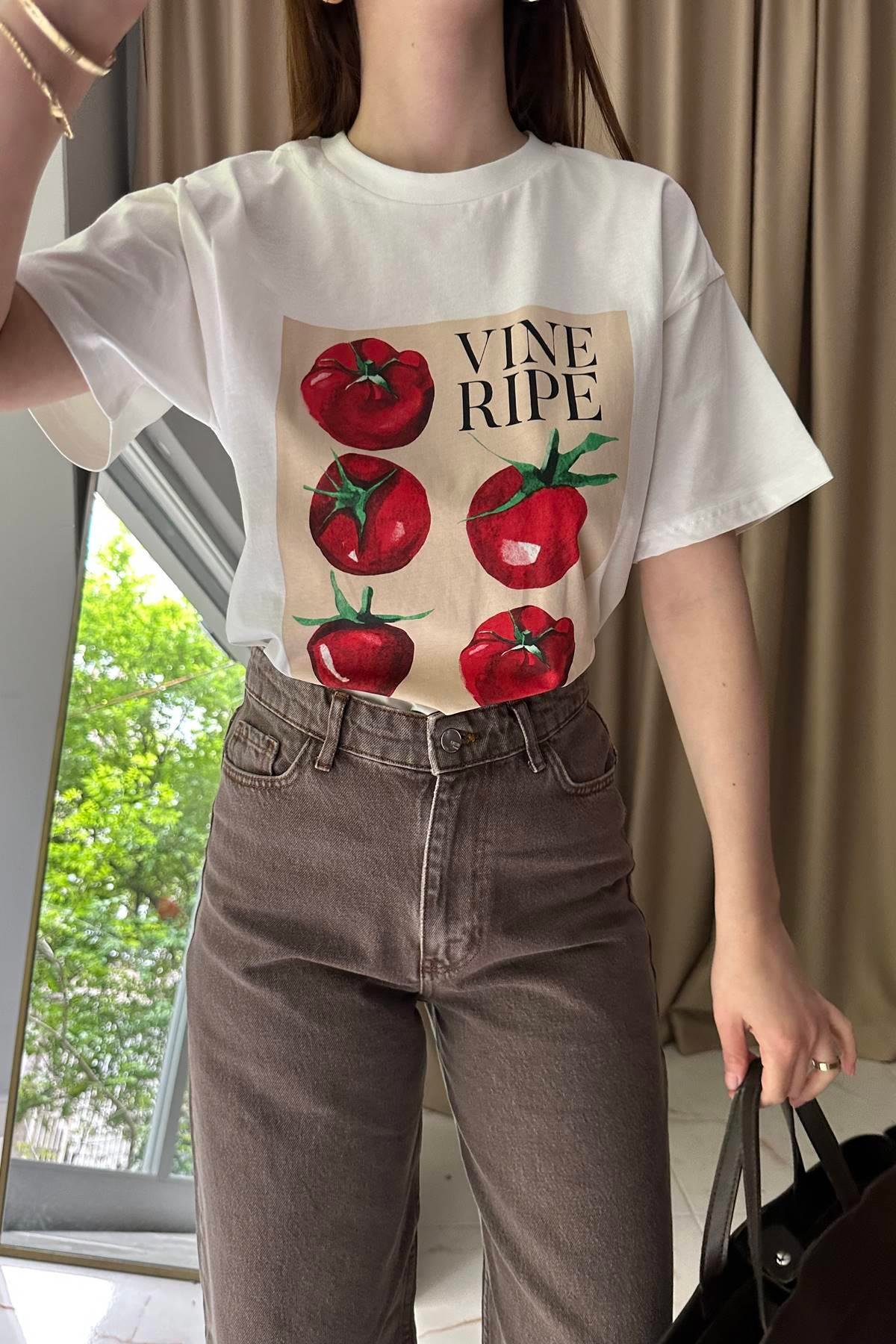 BASKI VE NAKIŞ DETAYLI TSHIRT