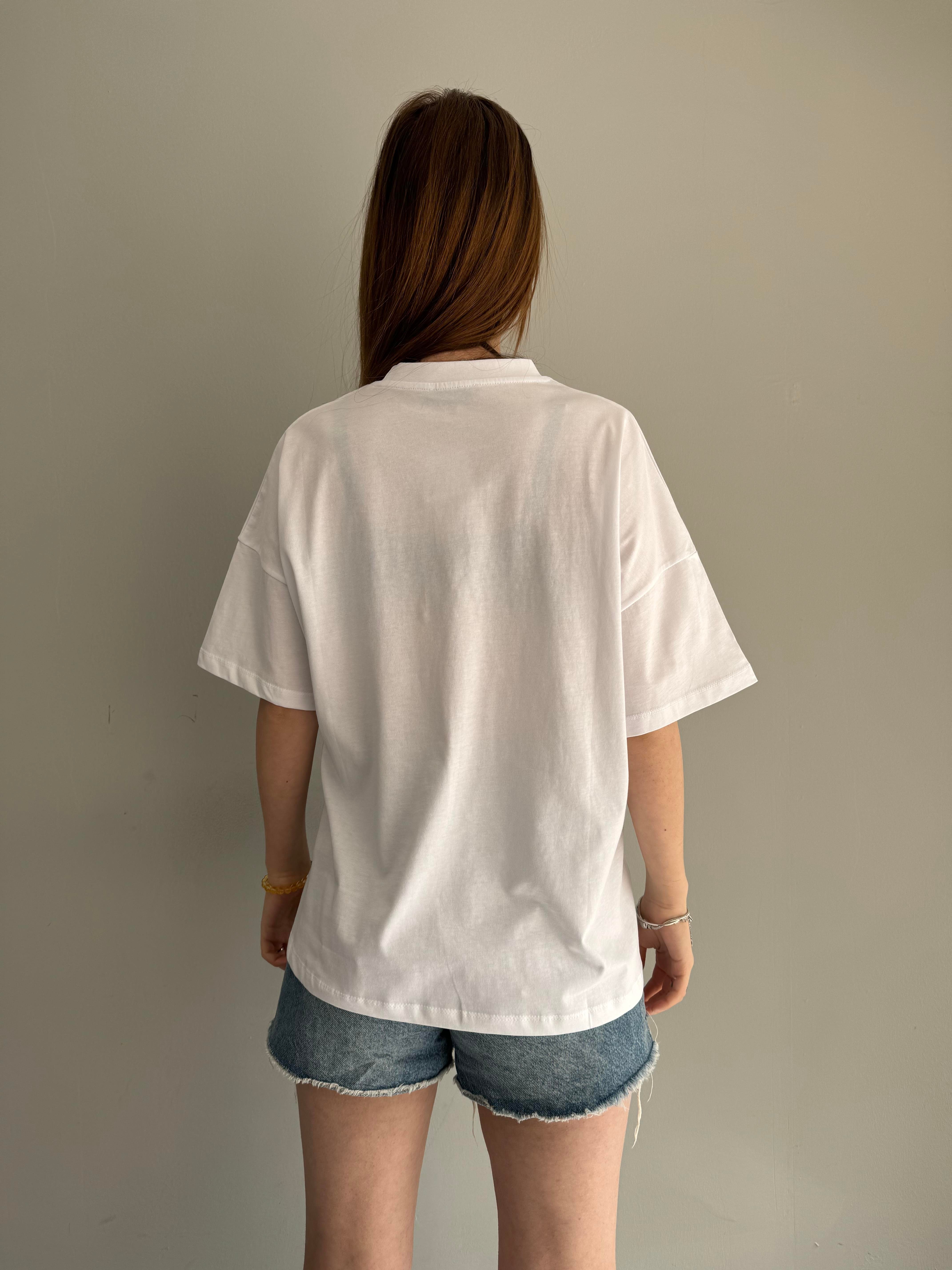 BASKILI DETAYLI TSHIRT