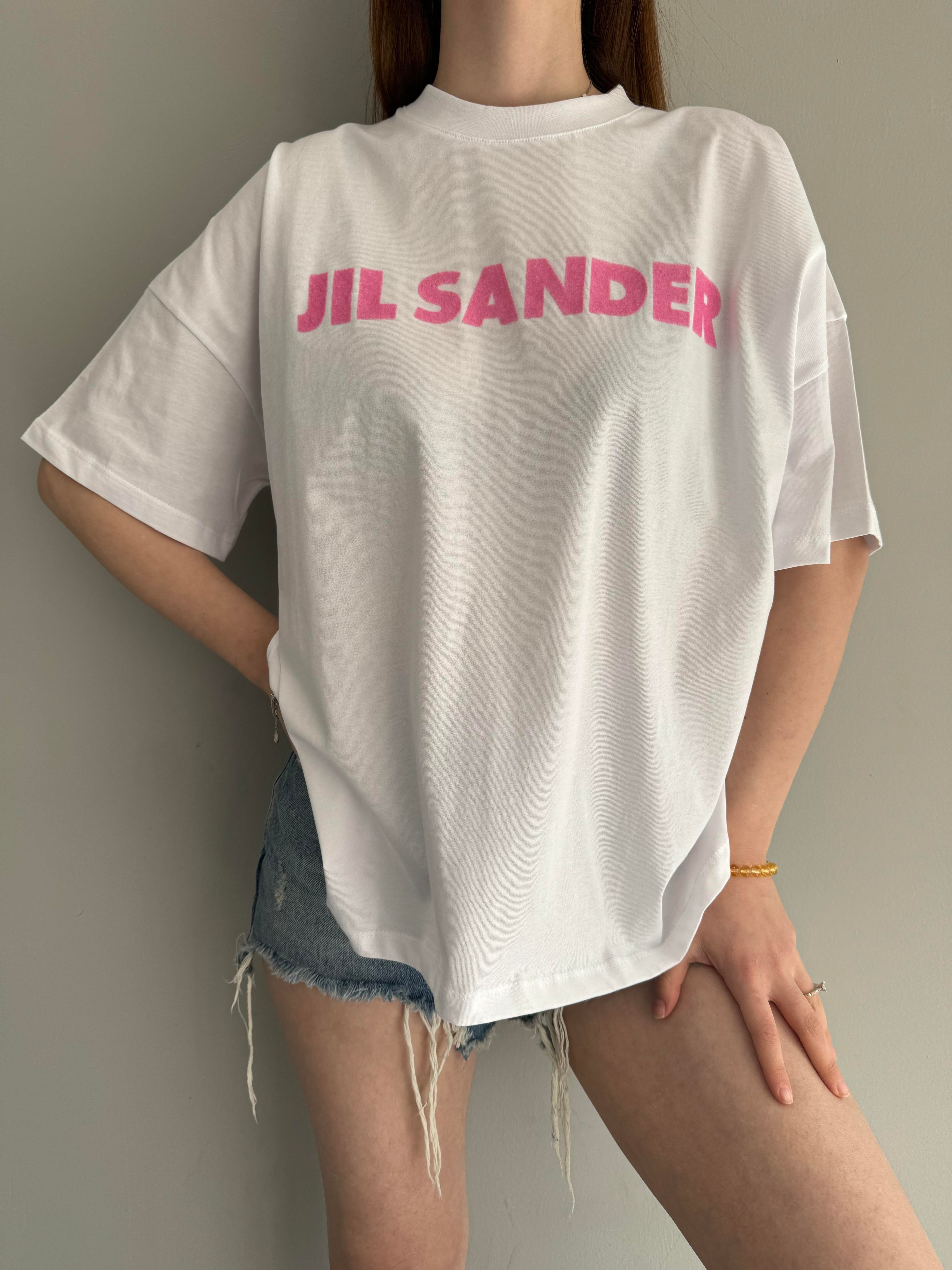 BASKILI DETAYLI TSHIRT