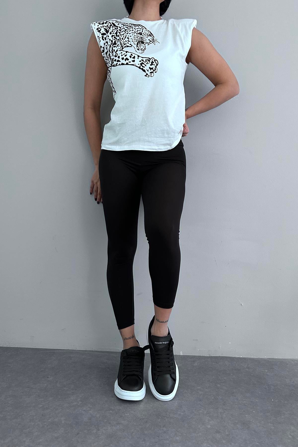 BASKILI KOLSUZ TSHIRT