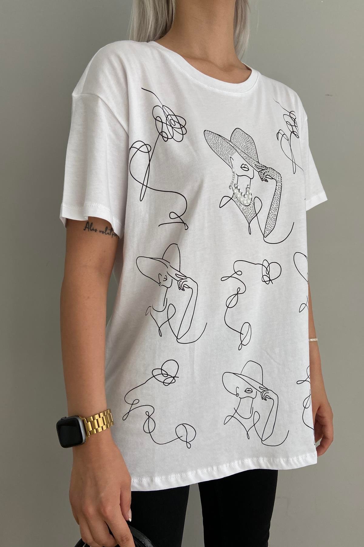 BASKILI TAŞLI TSHIRT
