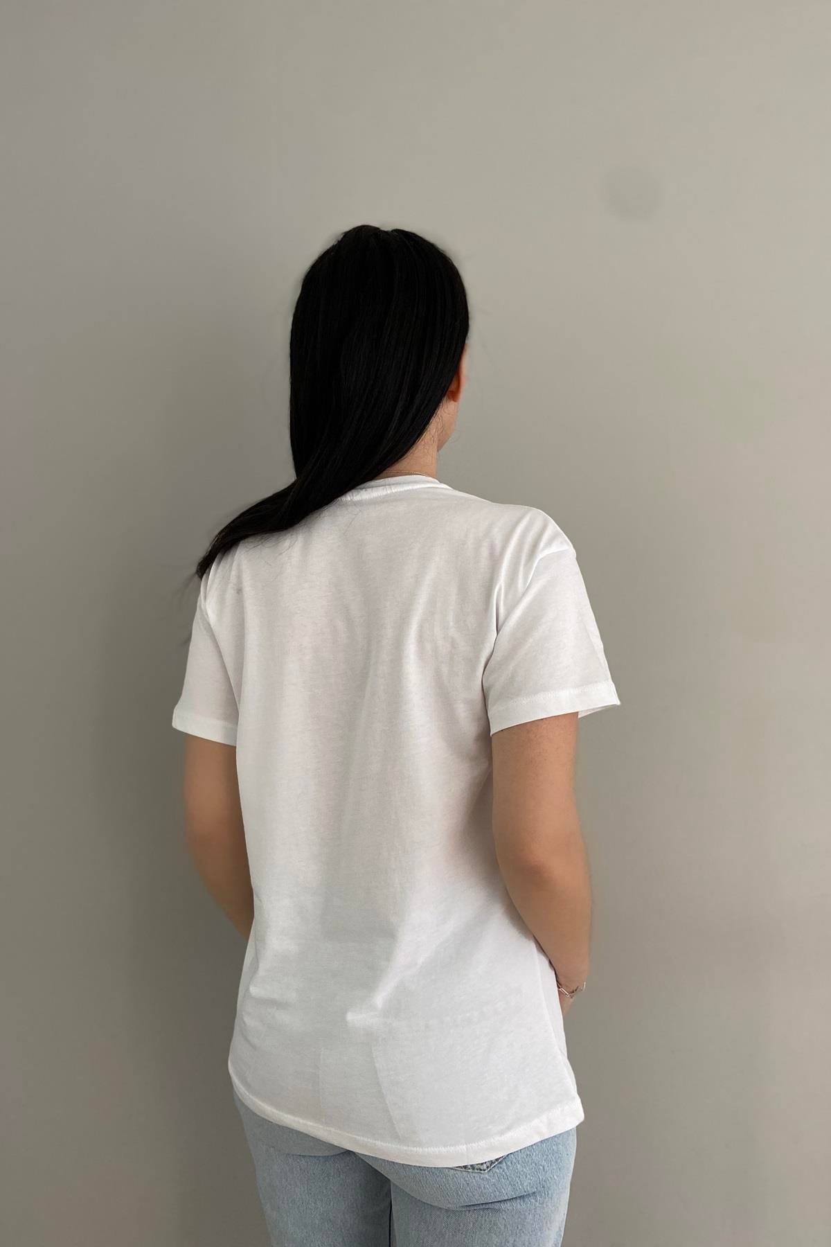 BASKILI TSHIRT