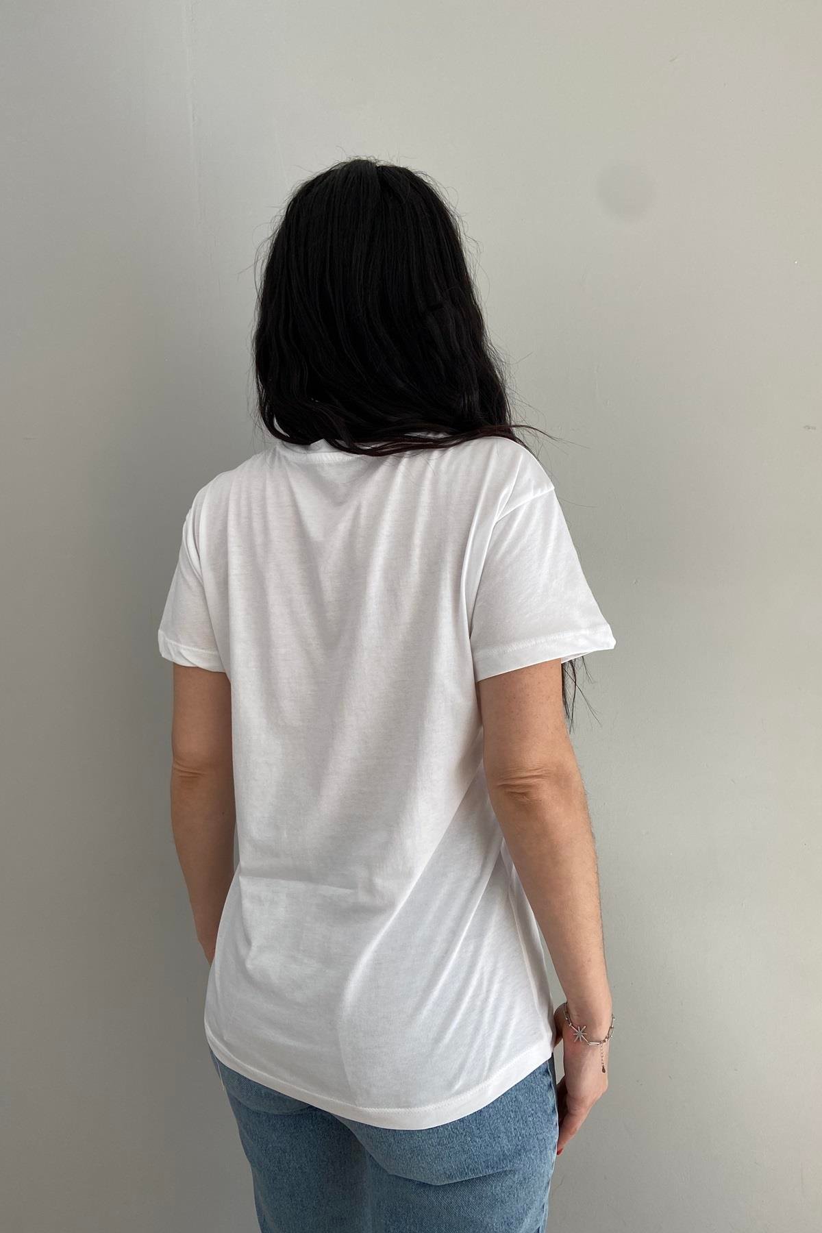 BASKILI TSHIRT