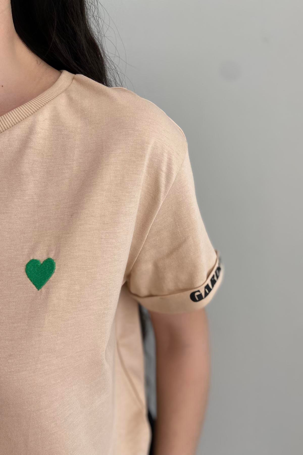 BASKILI TSHIRT