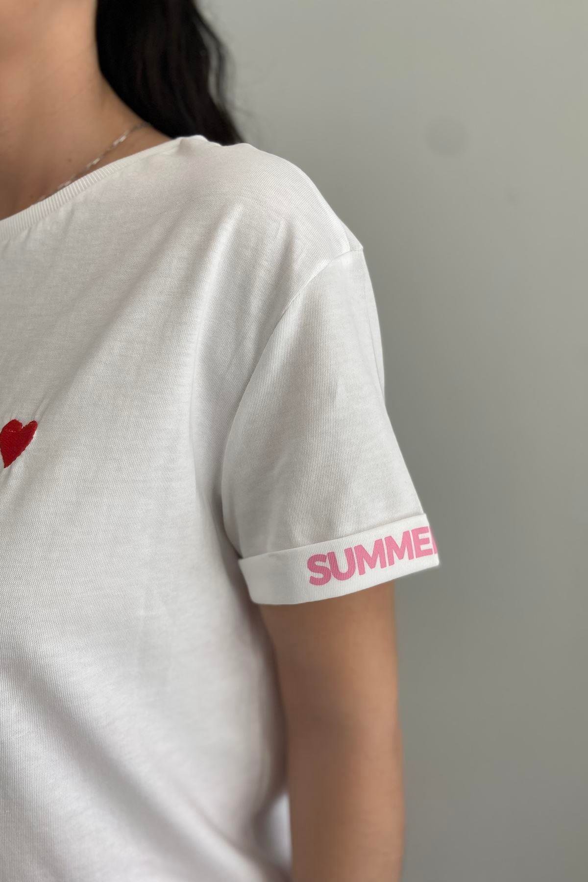 BASKILI TSHIRT