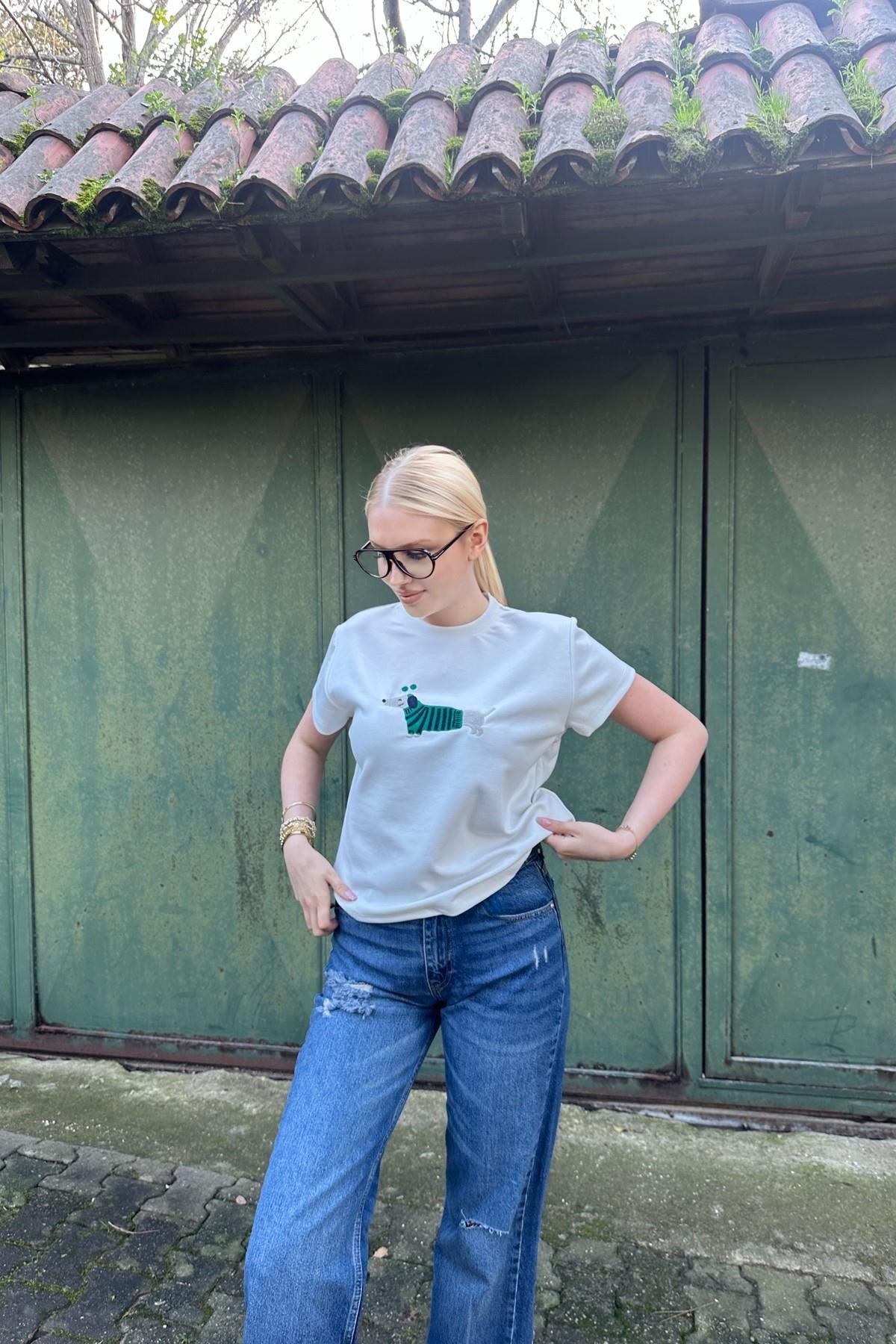 BİSİKLET NAKIŞ DETAY TSHIRT