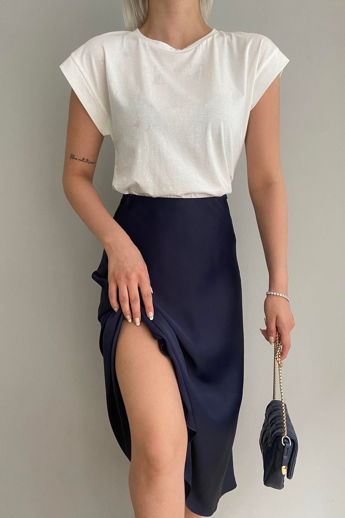 BİSİKLET YAKA BASIC TSHIRT