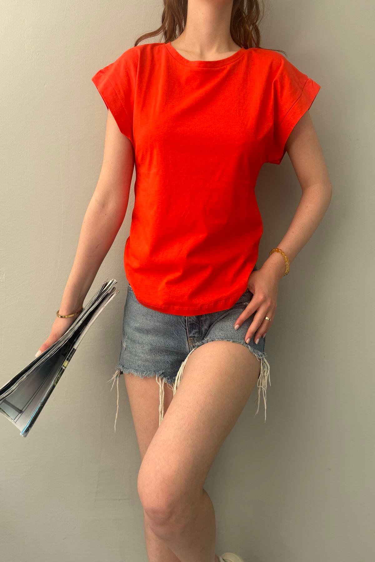 BİSİKLET YAKA BASIC TSHIRT