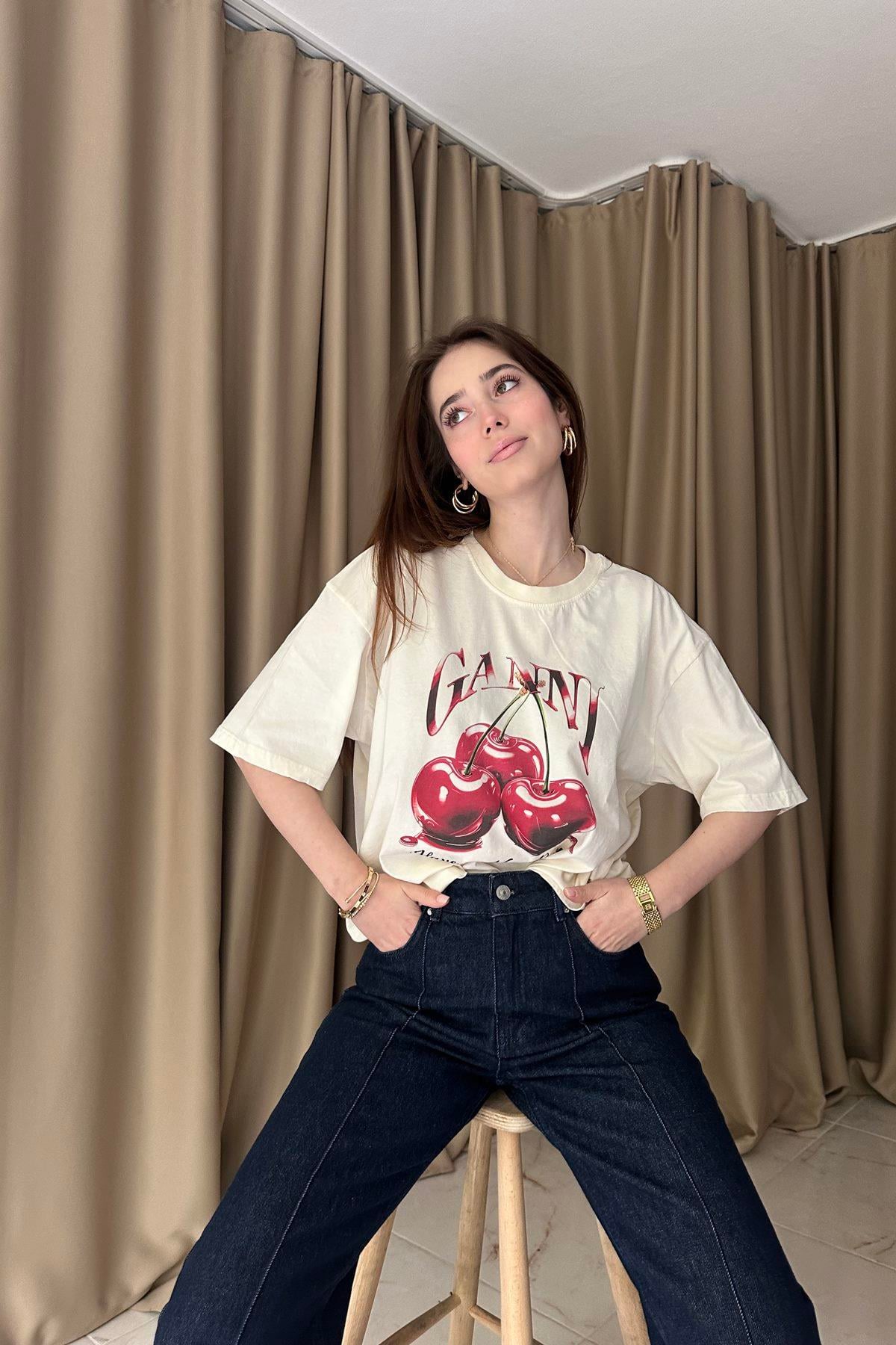 BİSİKLET YAKA BASKILI TSHIRT