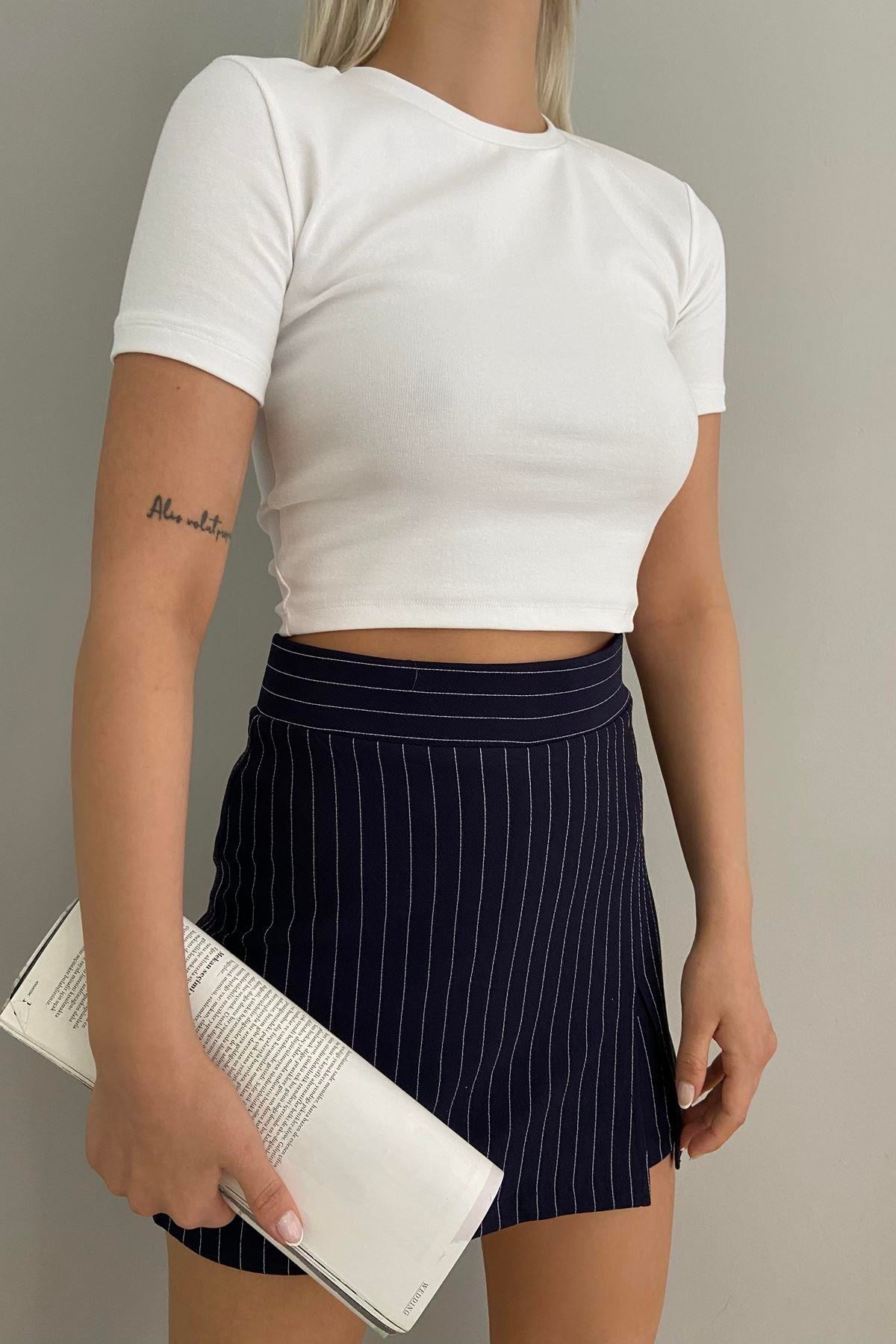 BİSİKLET YAKA CROP TSHIRT