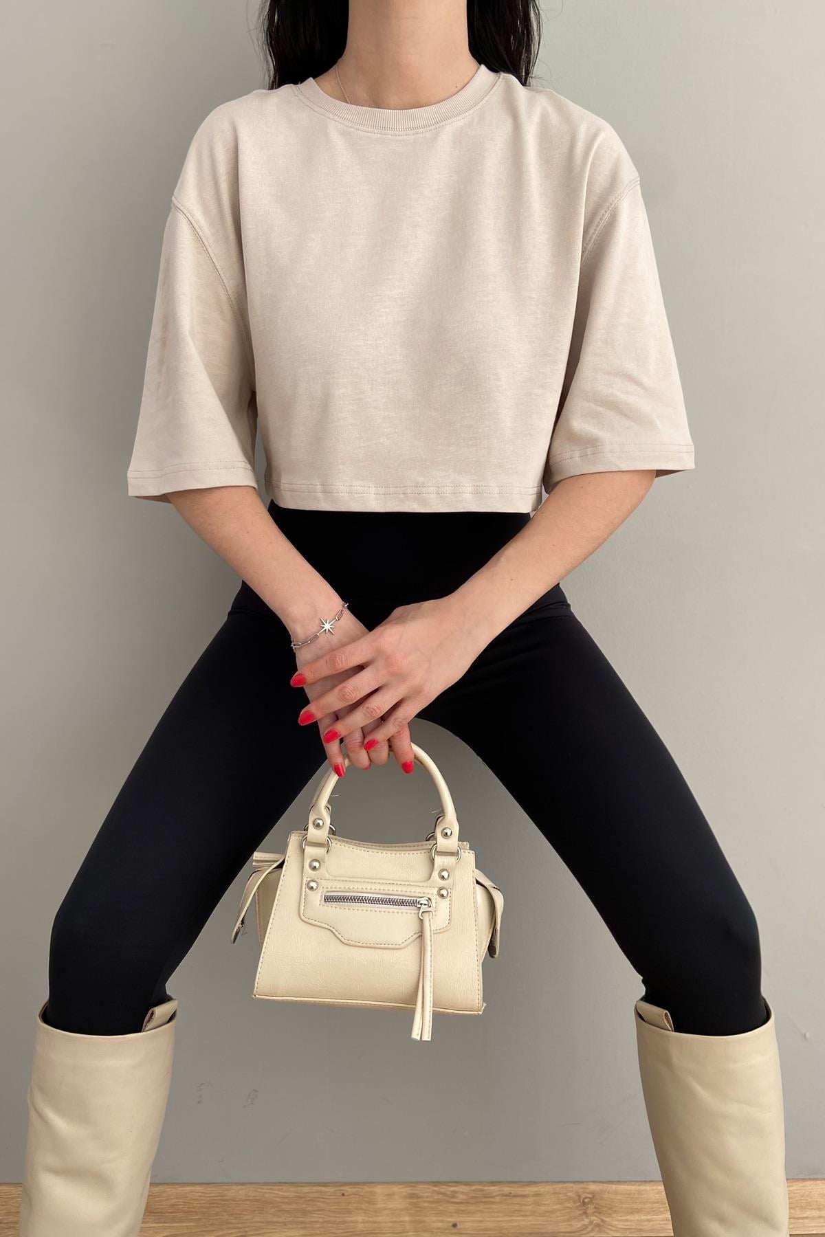 BİSİKLET YAKA CROP TSHIRT
