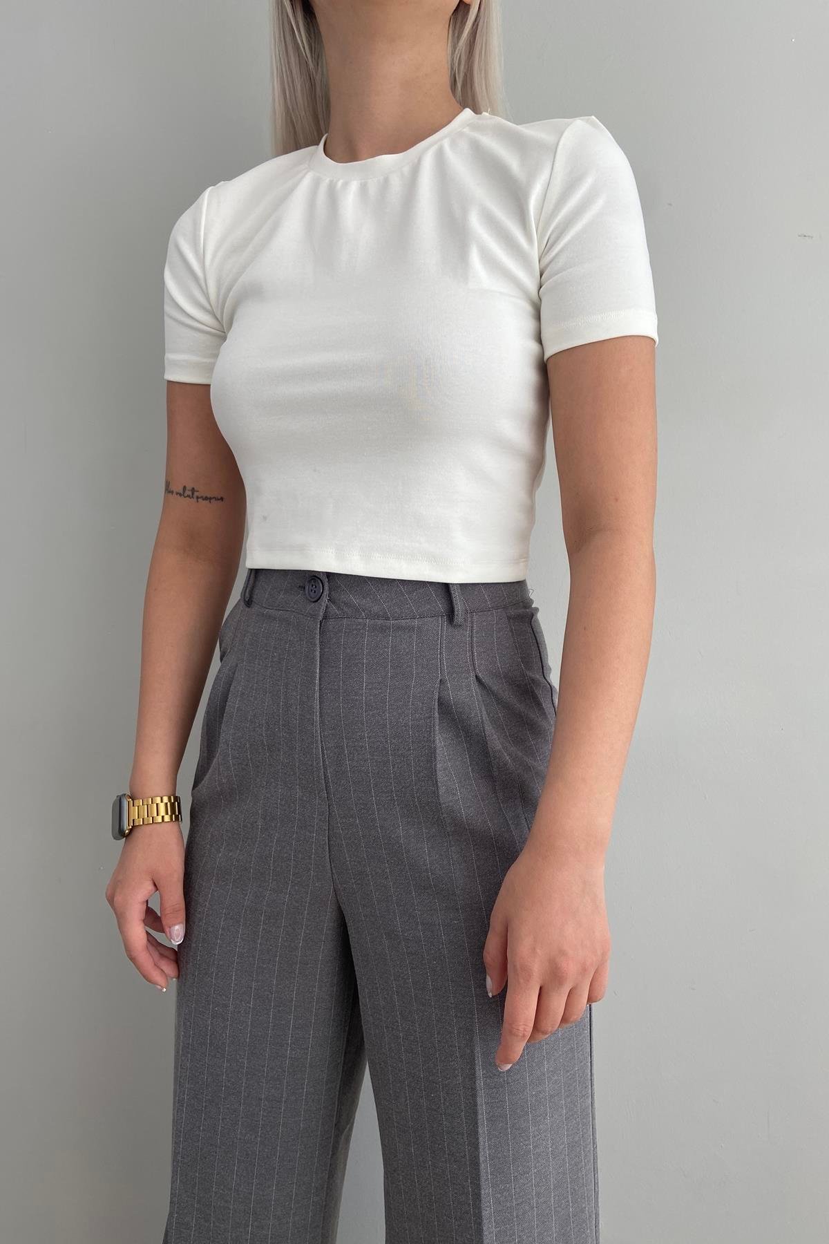 BİSİKLET YAKA CROP TSHIRT