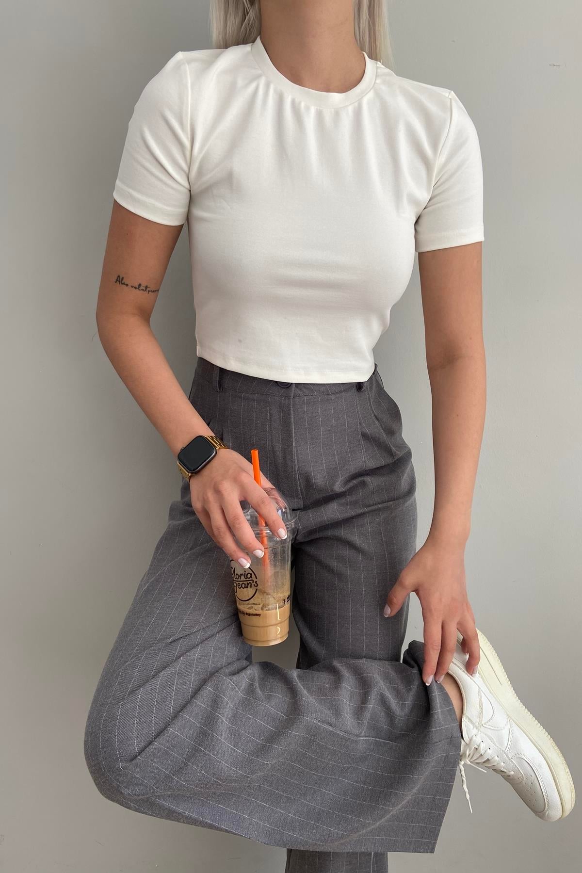 BİSİKLET YAKA CROP TSHIRT