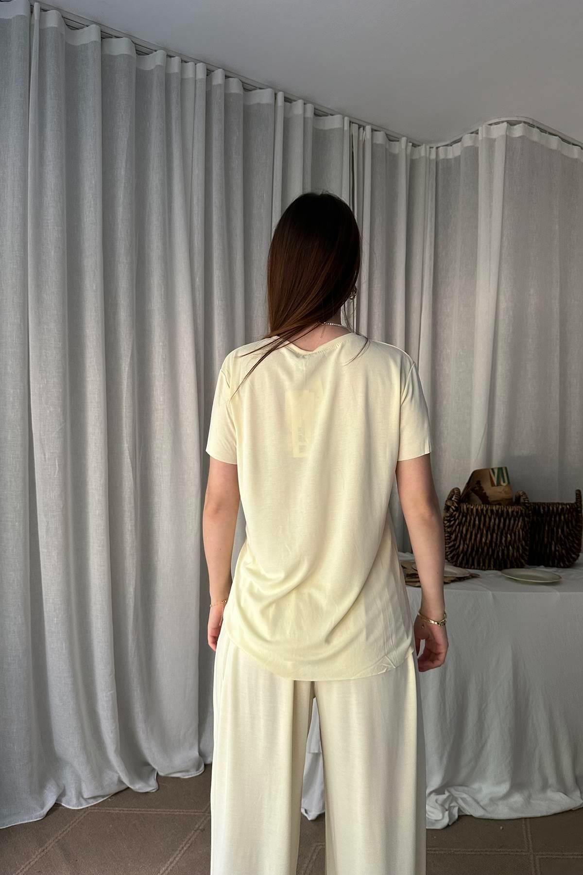 BİSİKLET YAKA DİKİŞSİZ MODAL TSHIRT