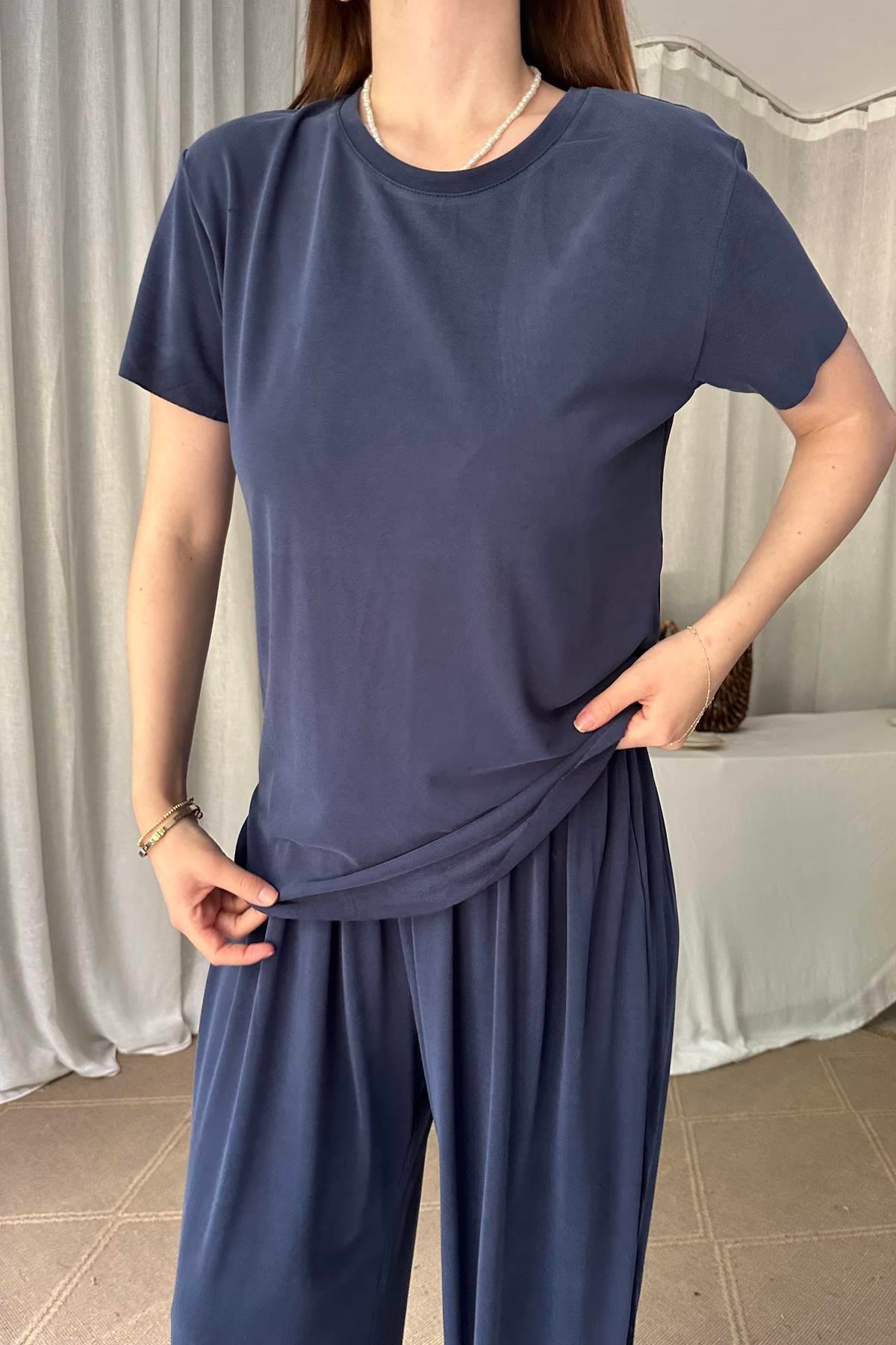 BİSİKLET YAKA DİKİŞSİZ MODAL TSHIRT