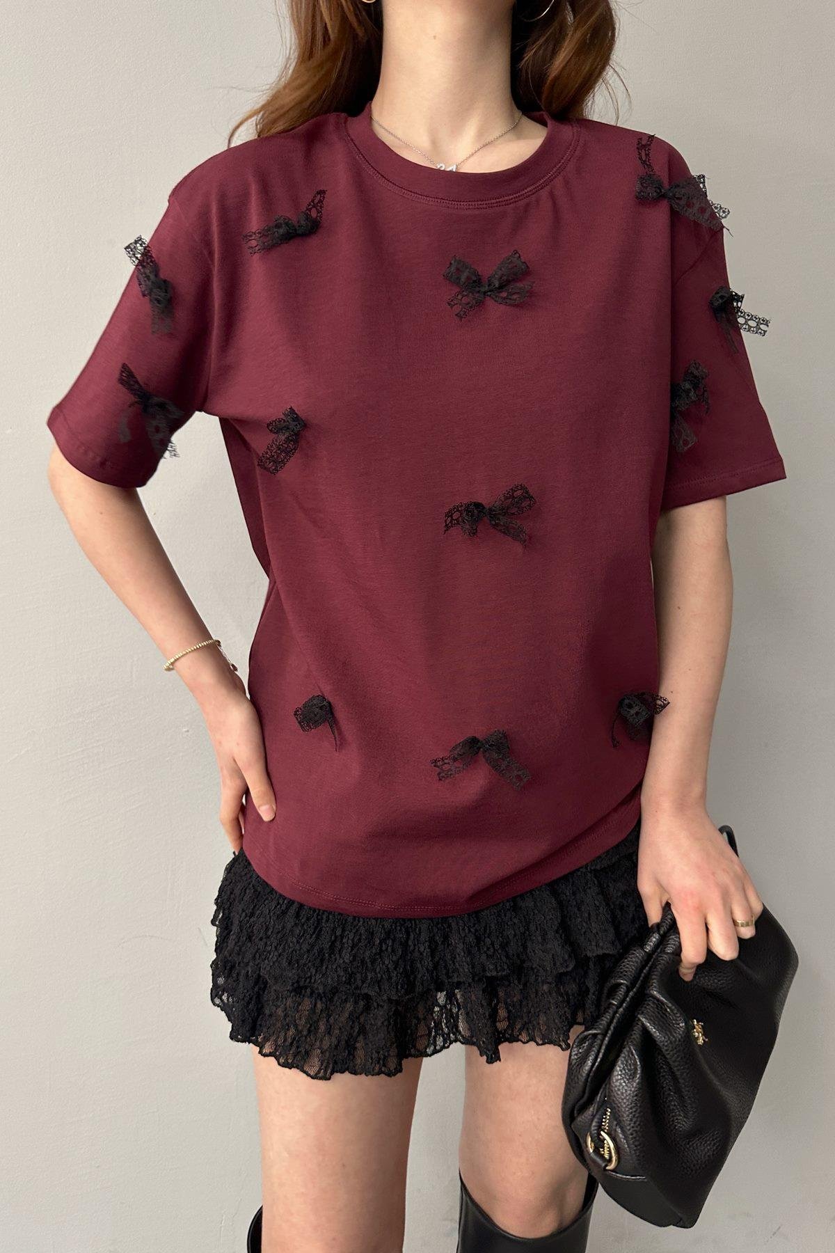 BİSİKLET YAKA FİYONK DETAY TSHIRT