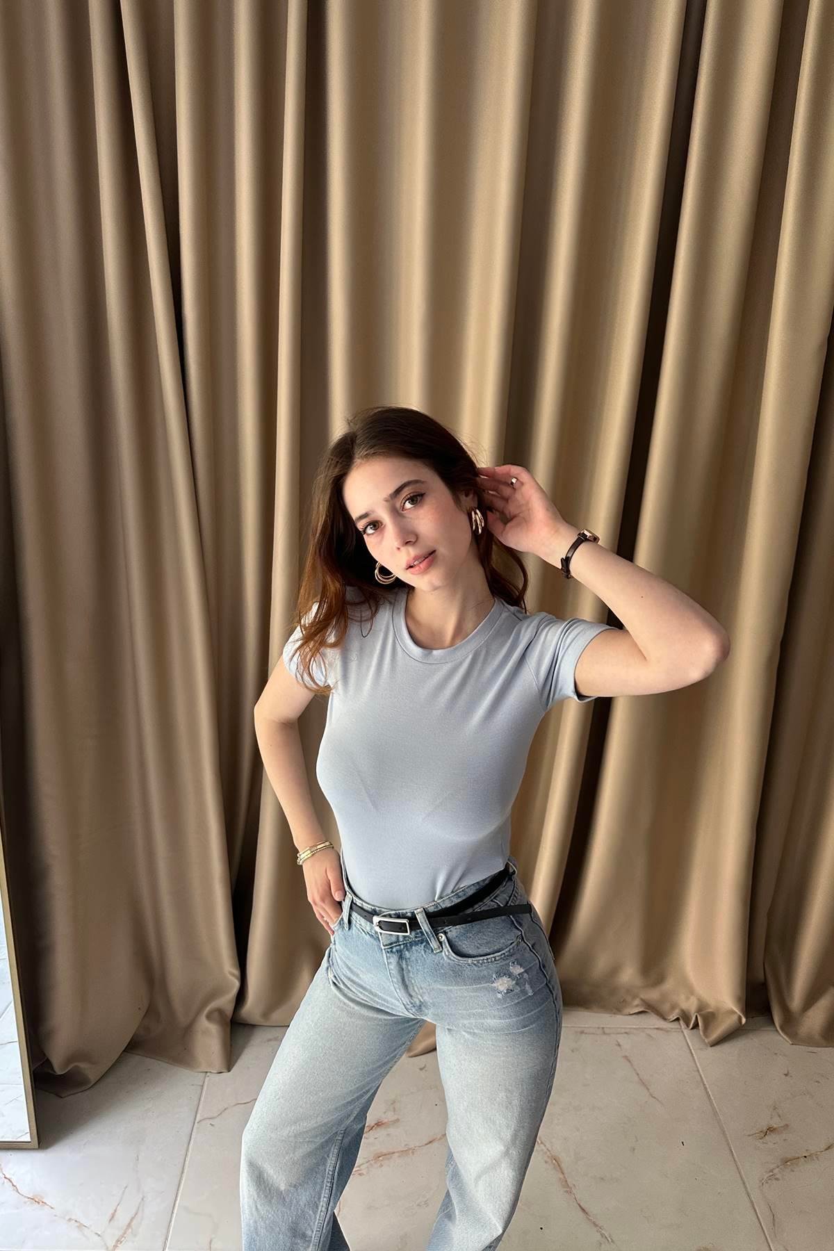 BİSİKLET YAKA KISA KOL TSHIRT