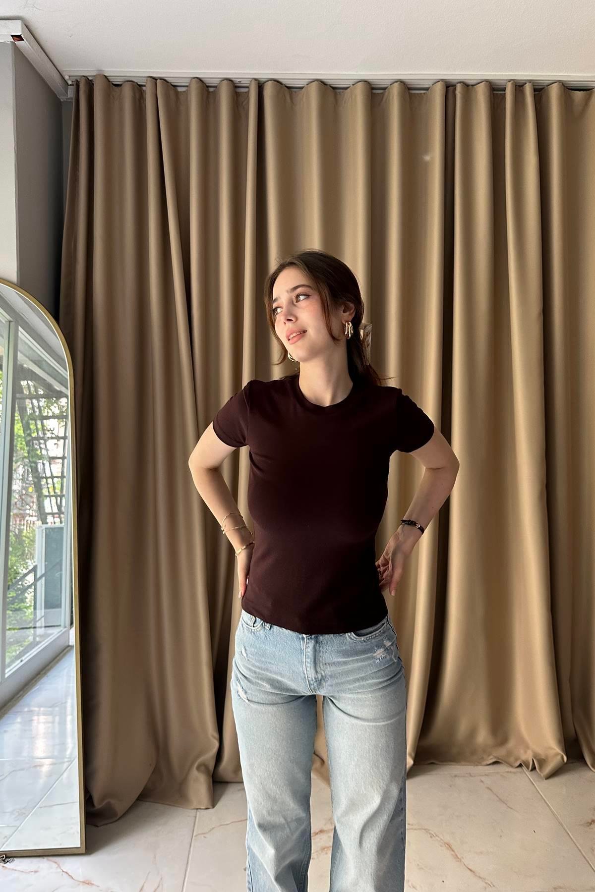BİSİKLET YAKA KISA KOL TSHIRT