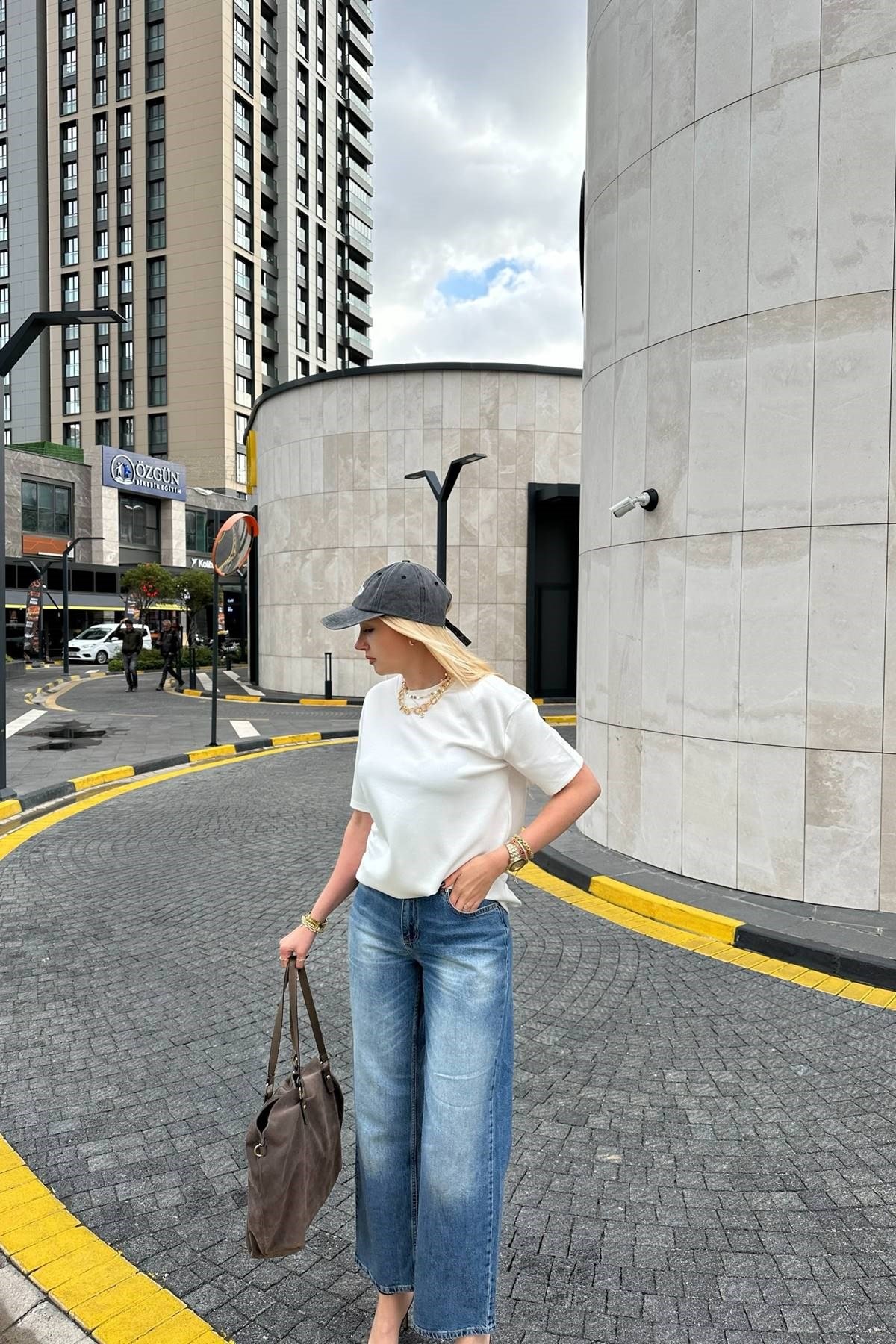 BİSİKLET YAKA MODAL TSHIRT