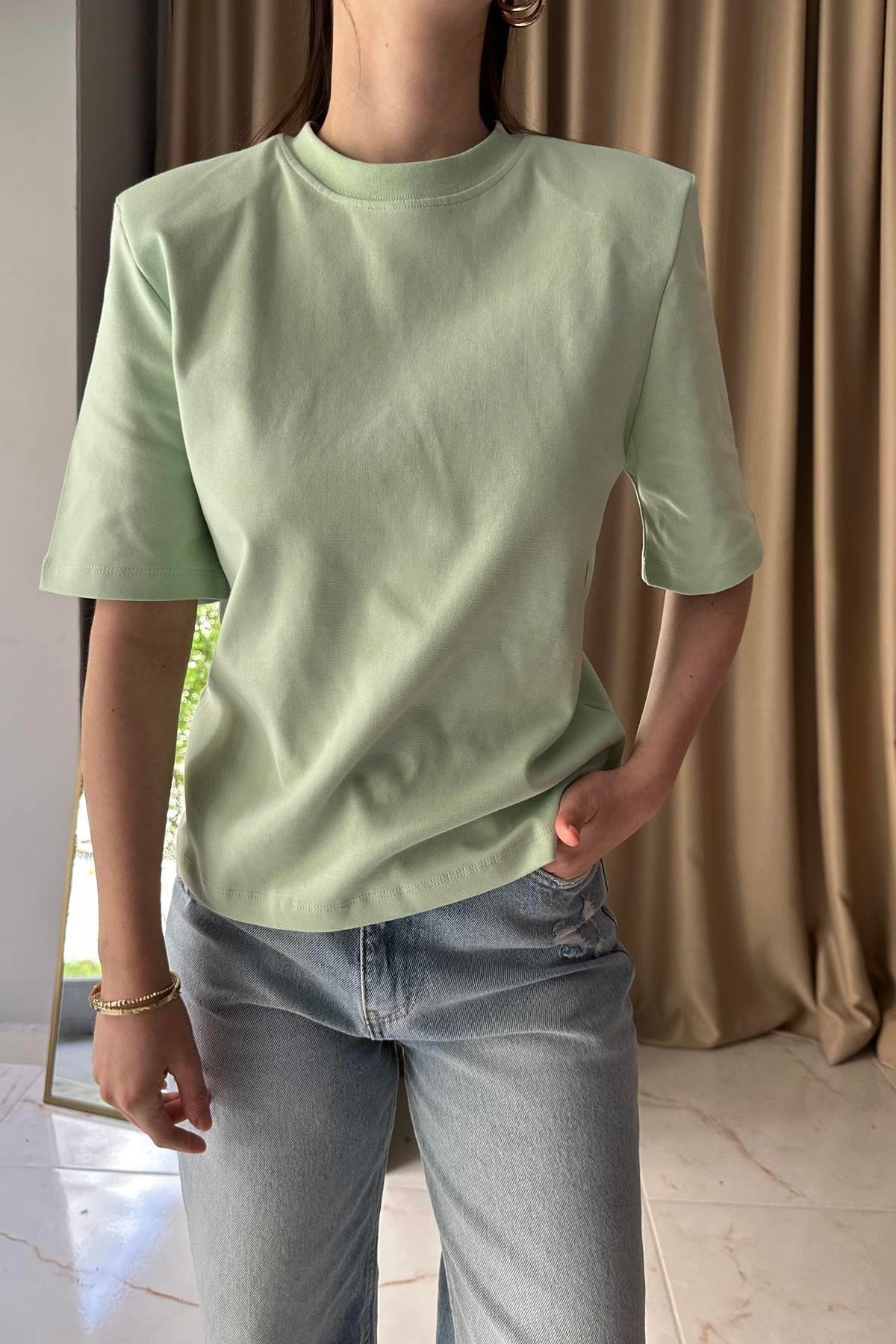 BİSİKLET YAKA VATKALI TSHIRT