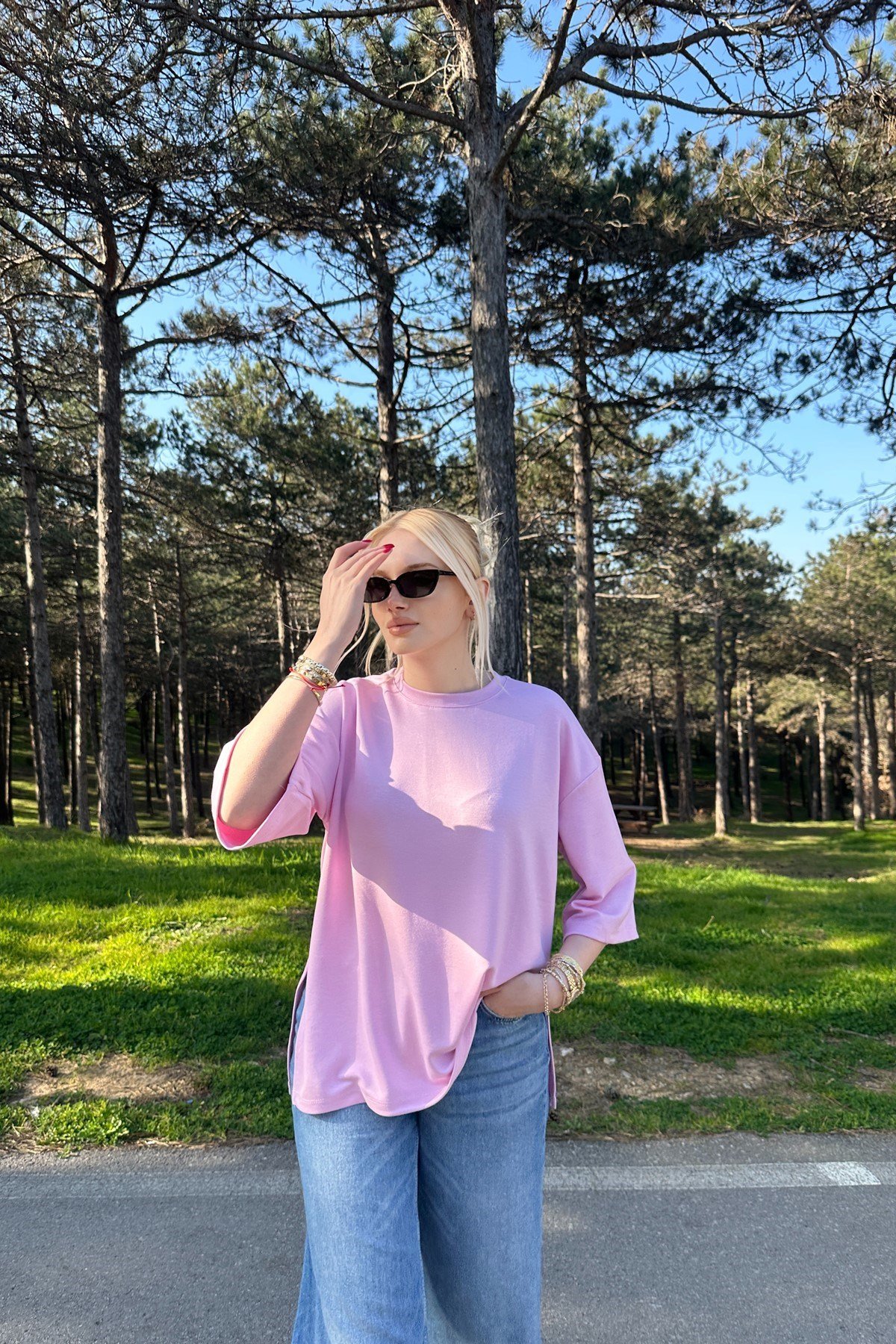 BİSİKLET YAKA YANLARI YIRTMAÇLI MODAL TSHIRT