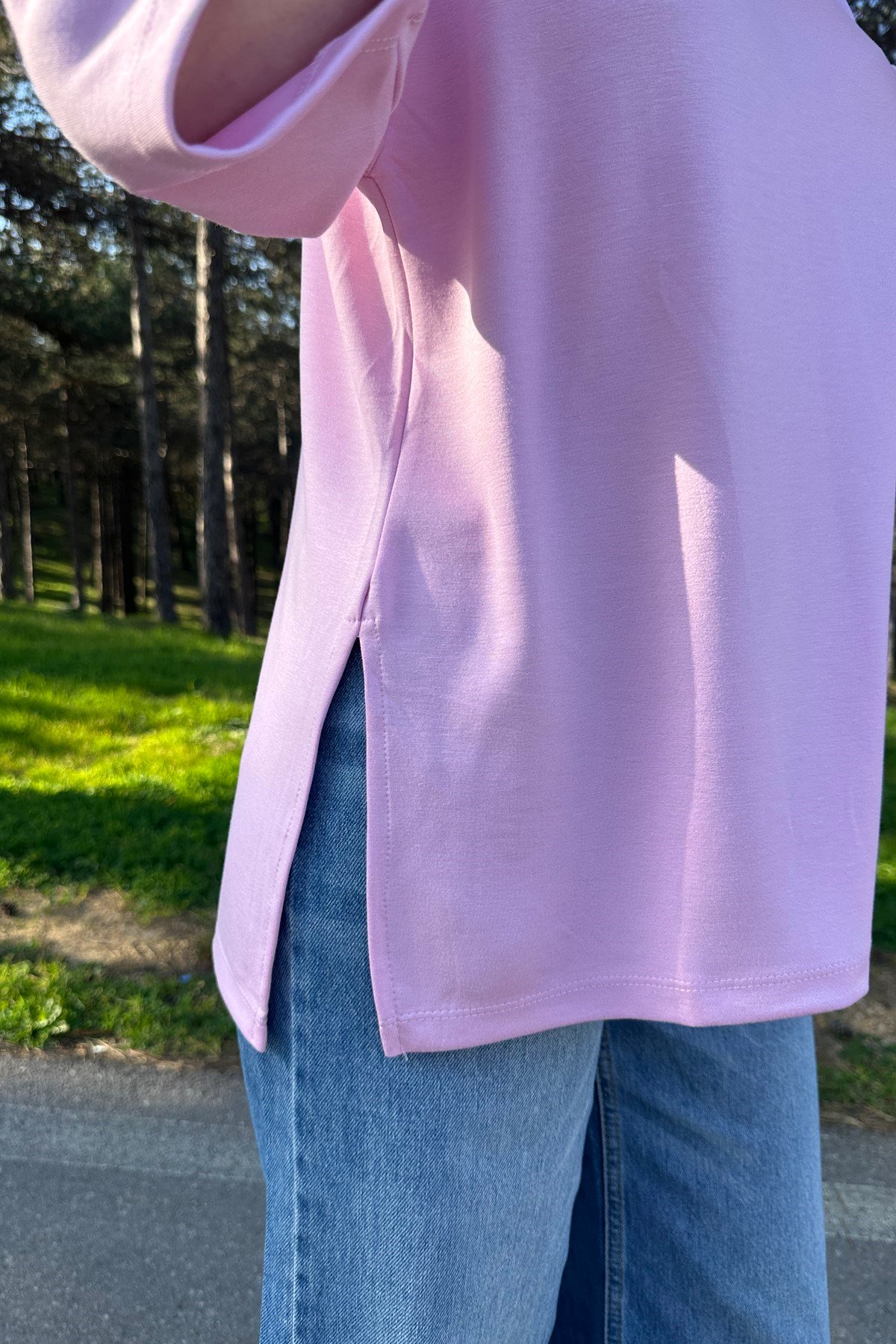 BİSİKLET YAKA YANLARI YIRTMAÇLI MODAL TSHIRT
