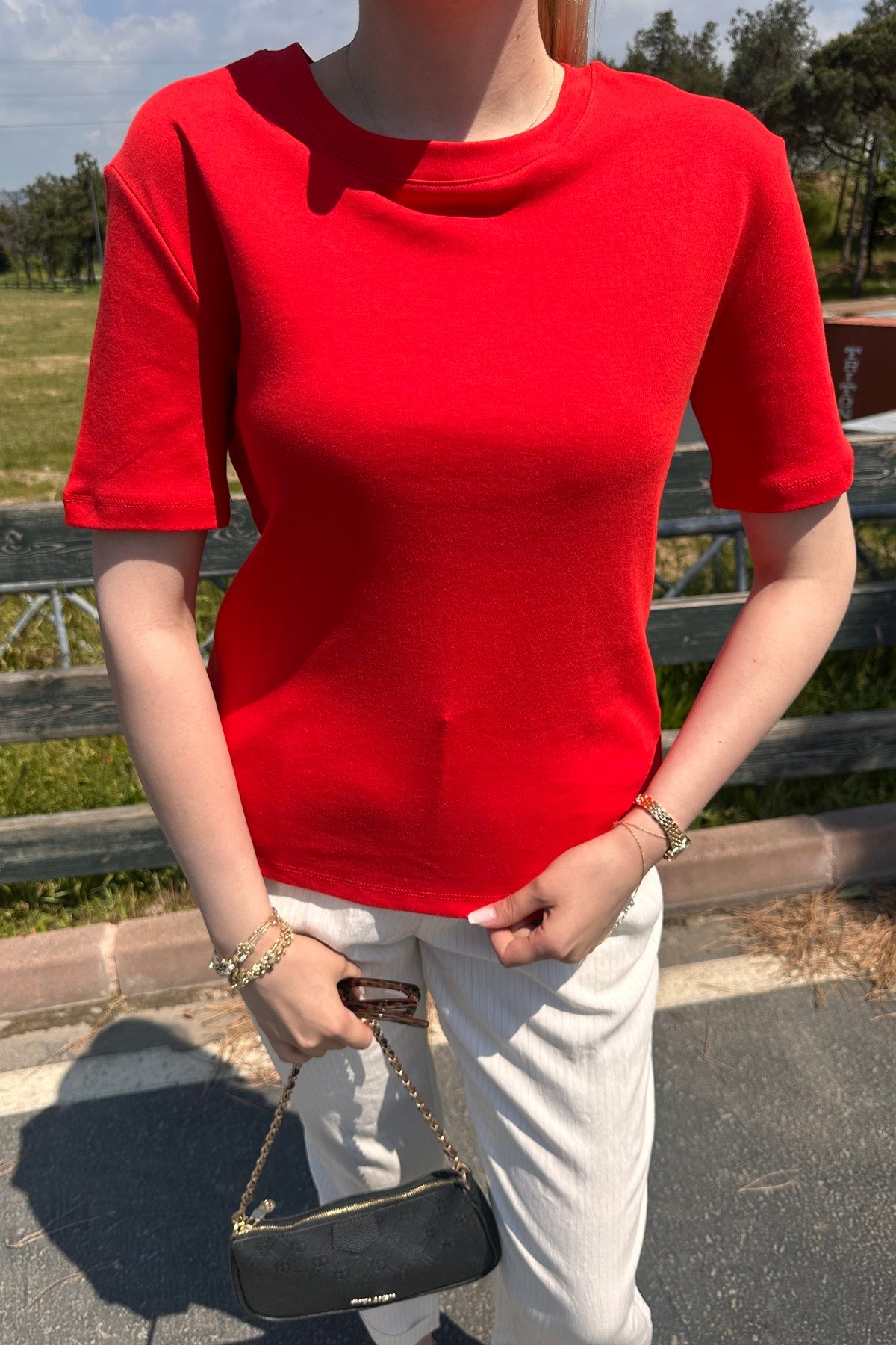 BİSKLET YAKA TSHIRT