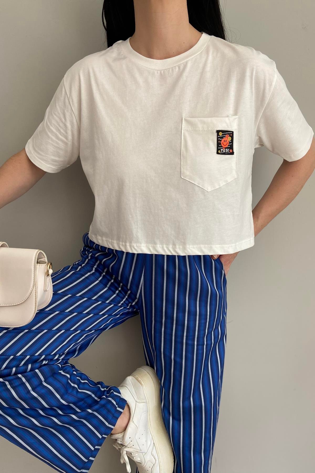 CEP DETAY CROP TSHIRT