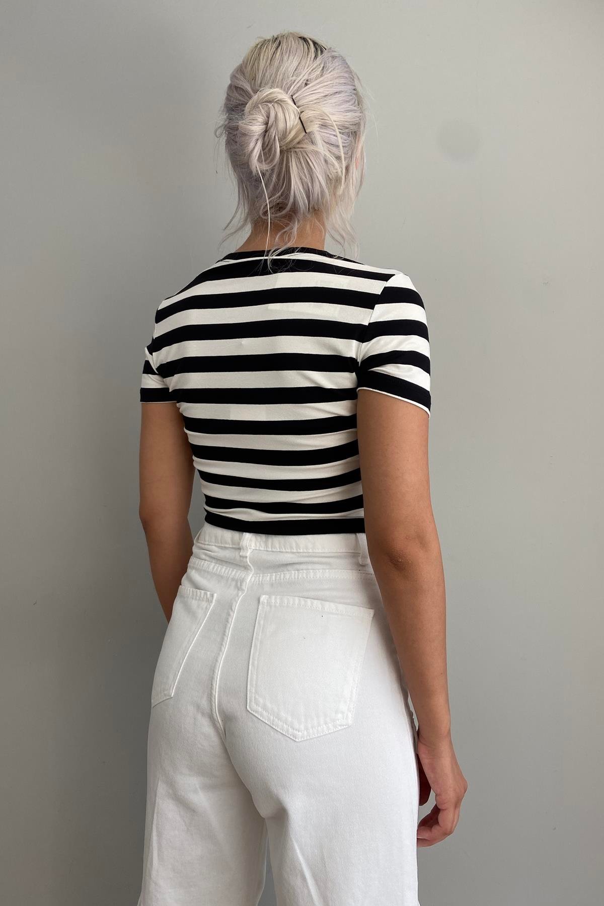 ÇİZGİLİ CROP TOP