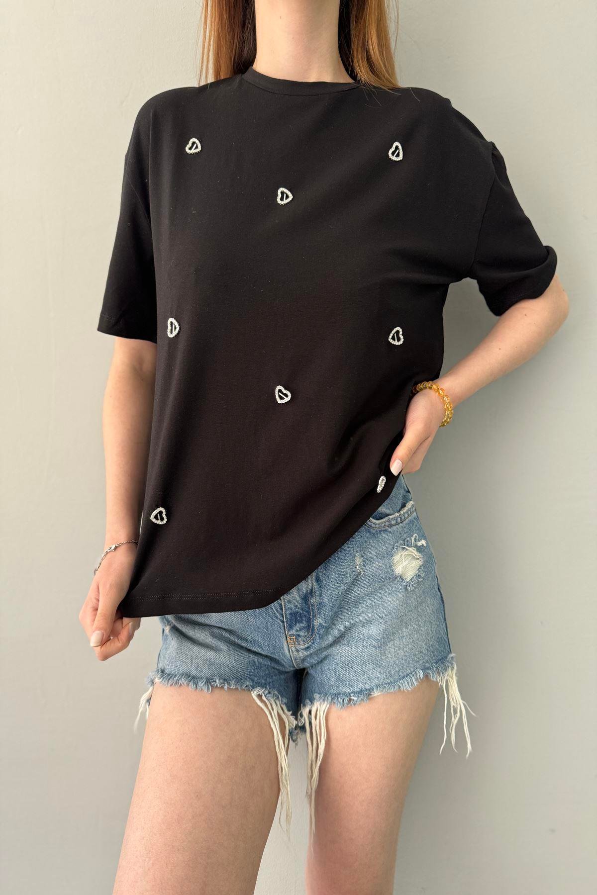 KALPLİ TAŞ DETAY TSHIRT