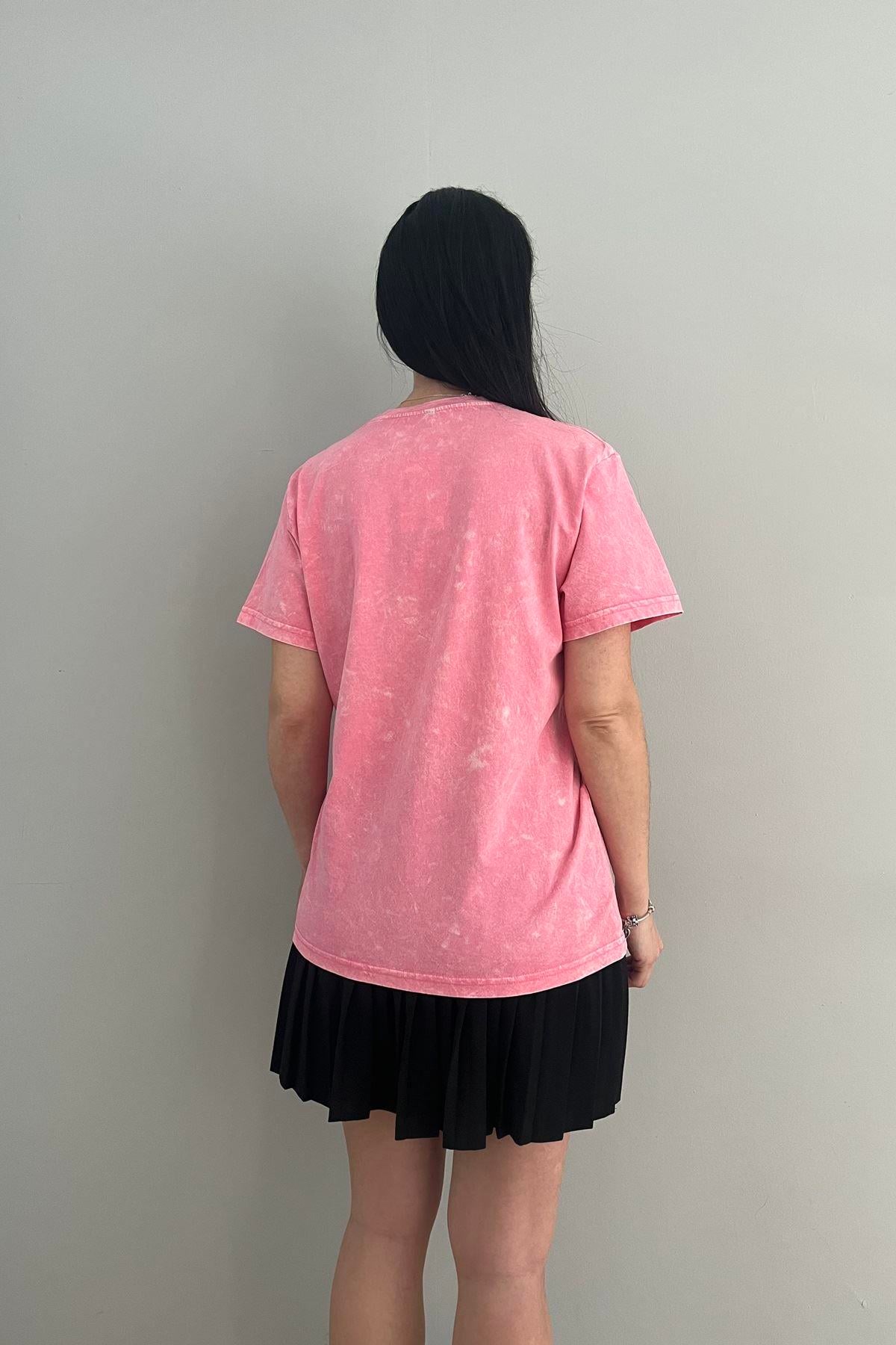 KARAKTER BASKILI YIKAMALI TSHIRT