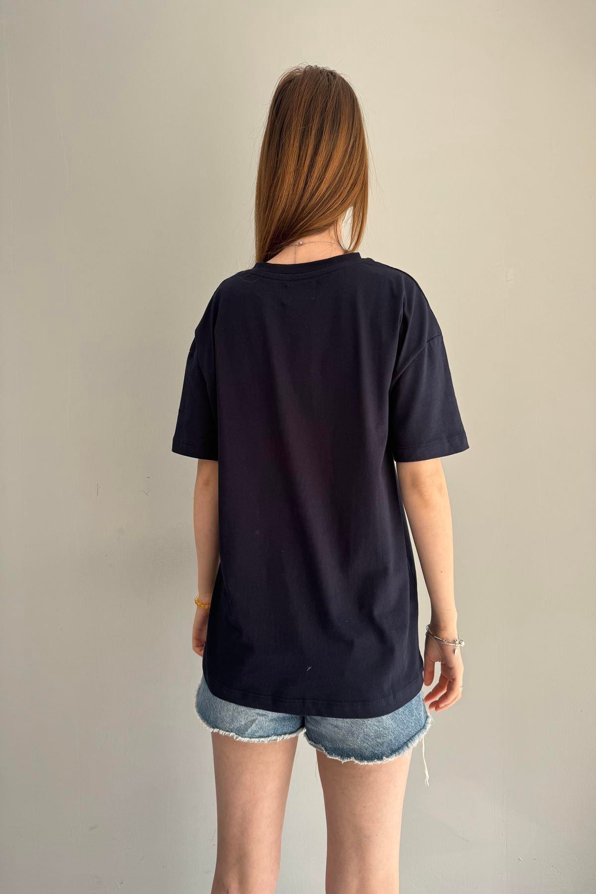 NAKIŞ DETAY TSHIRT