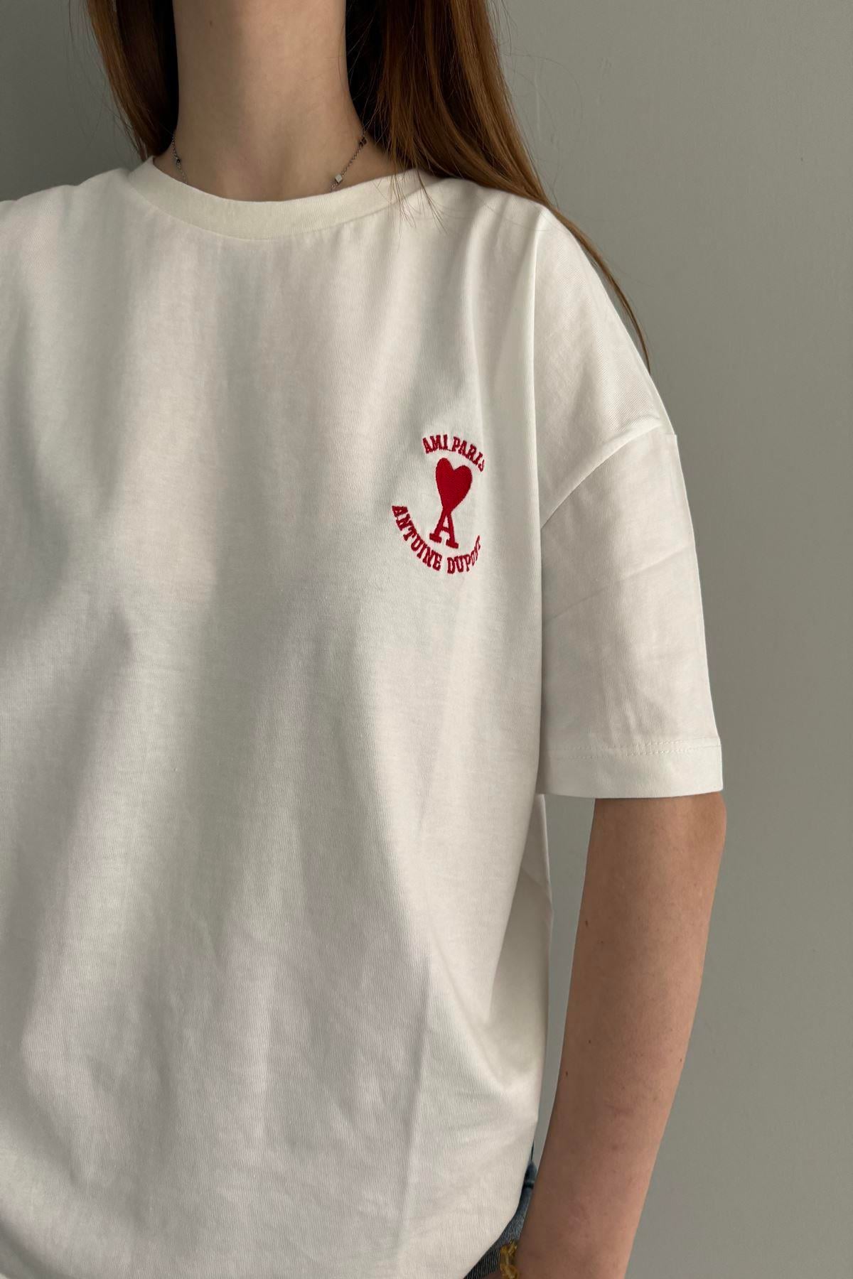 NAKIŞ DETAY TSHIRT