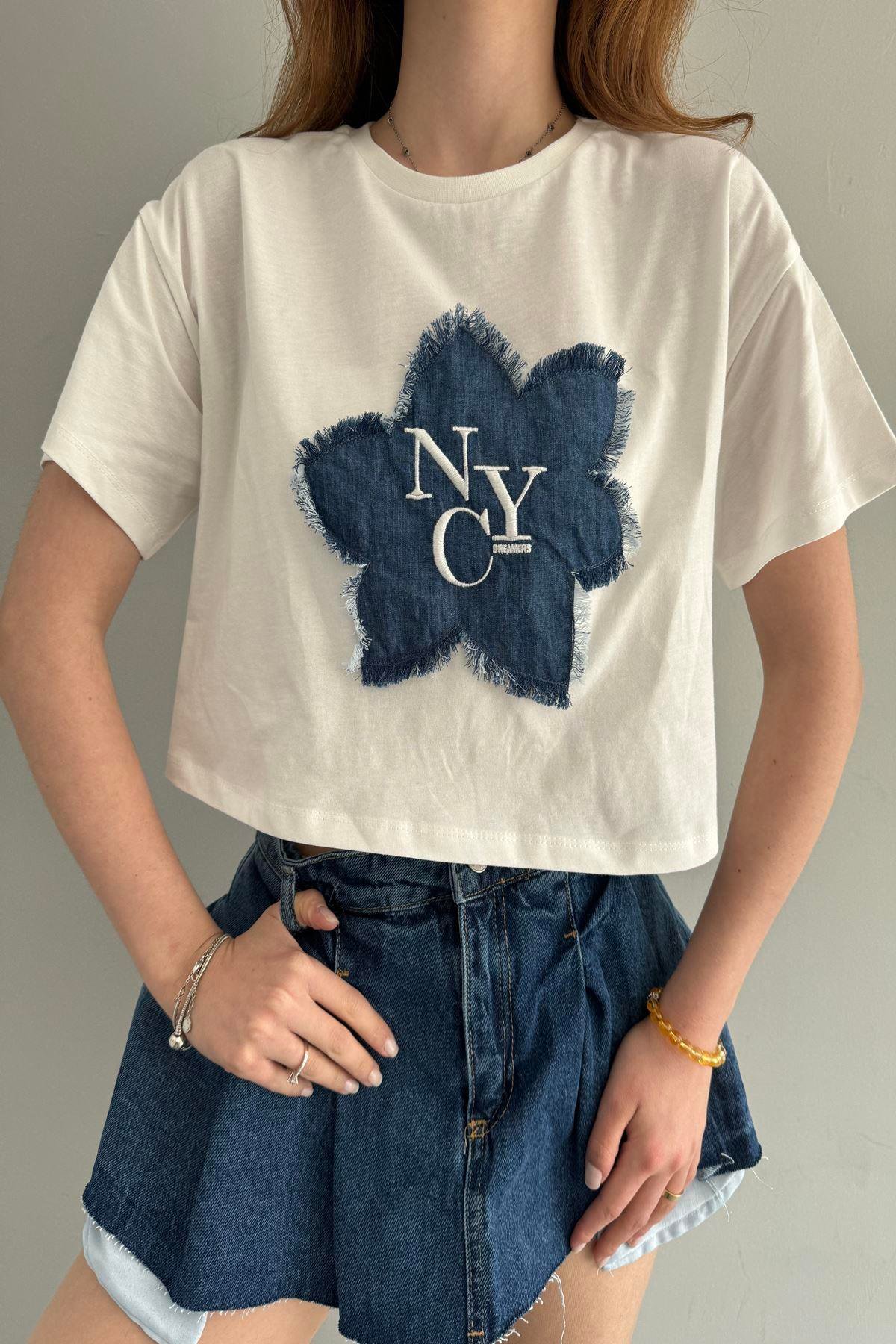 NAKIŞ DETAYLI CROP TSHIRT