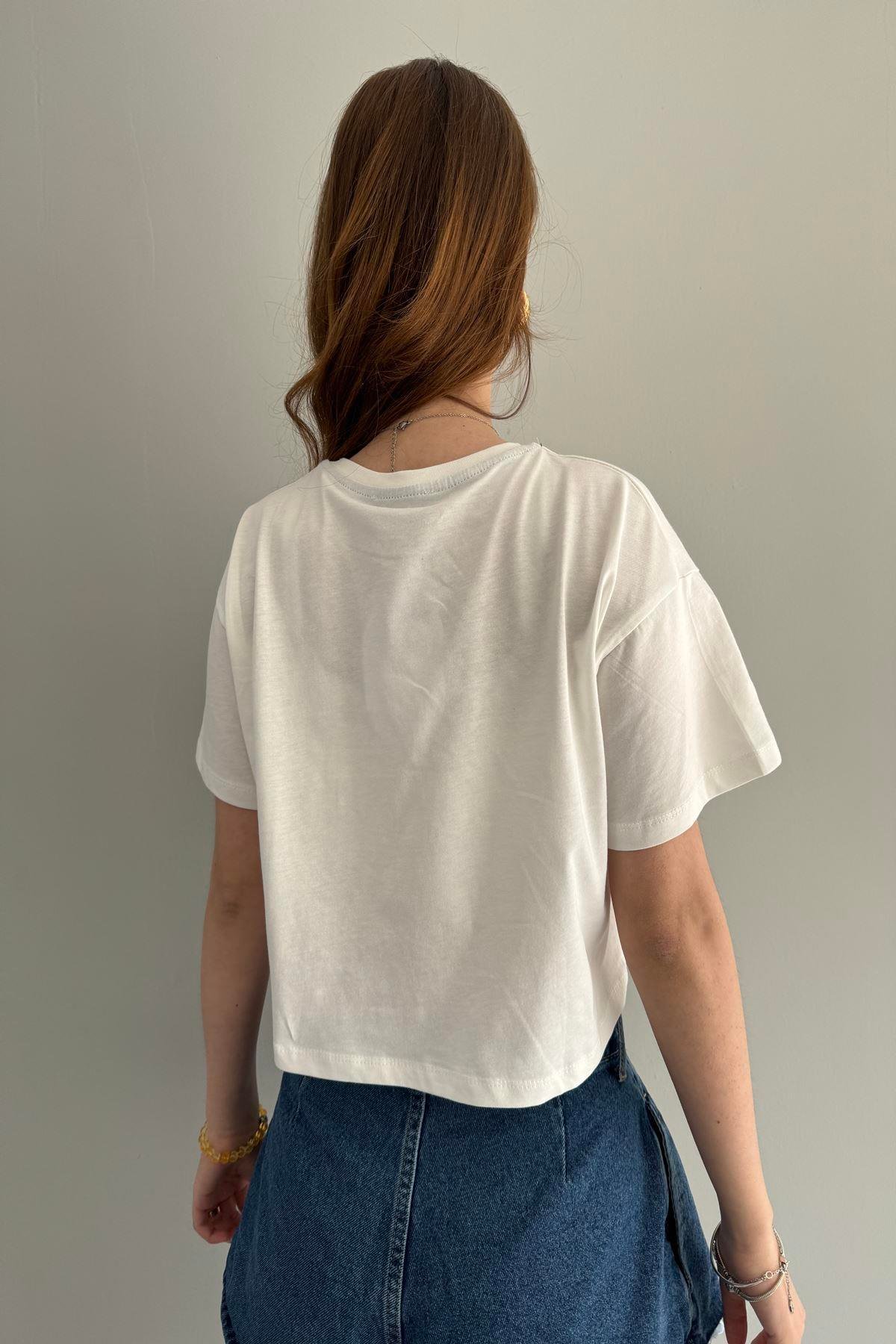 NAKIŞ DETAYLI CROP TSHIRT