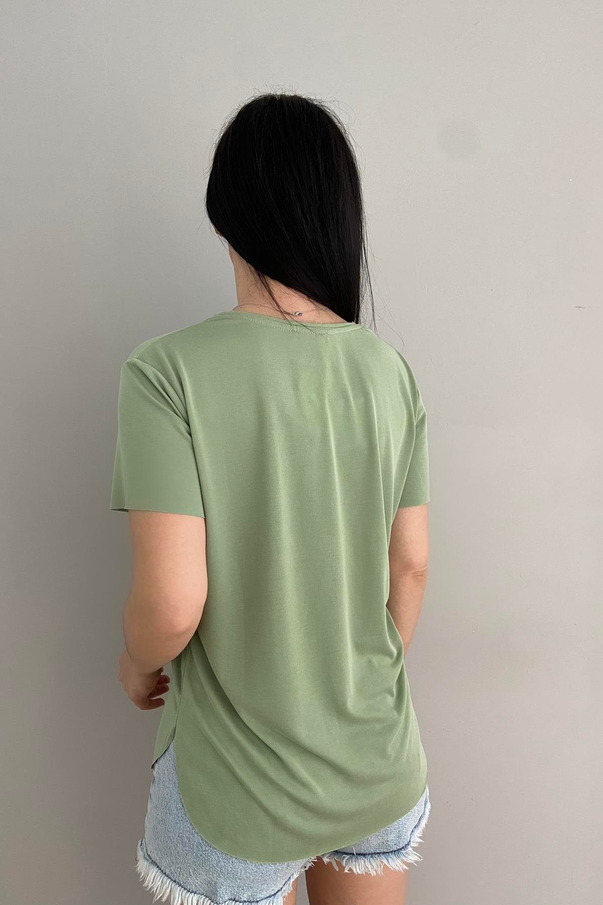 OYSHO BİSKLET YAKA TSHIRT